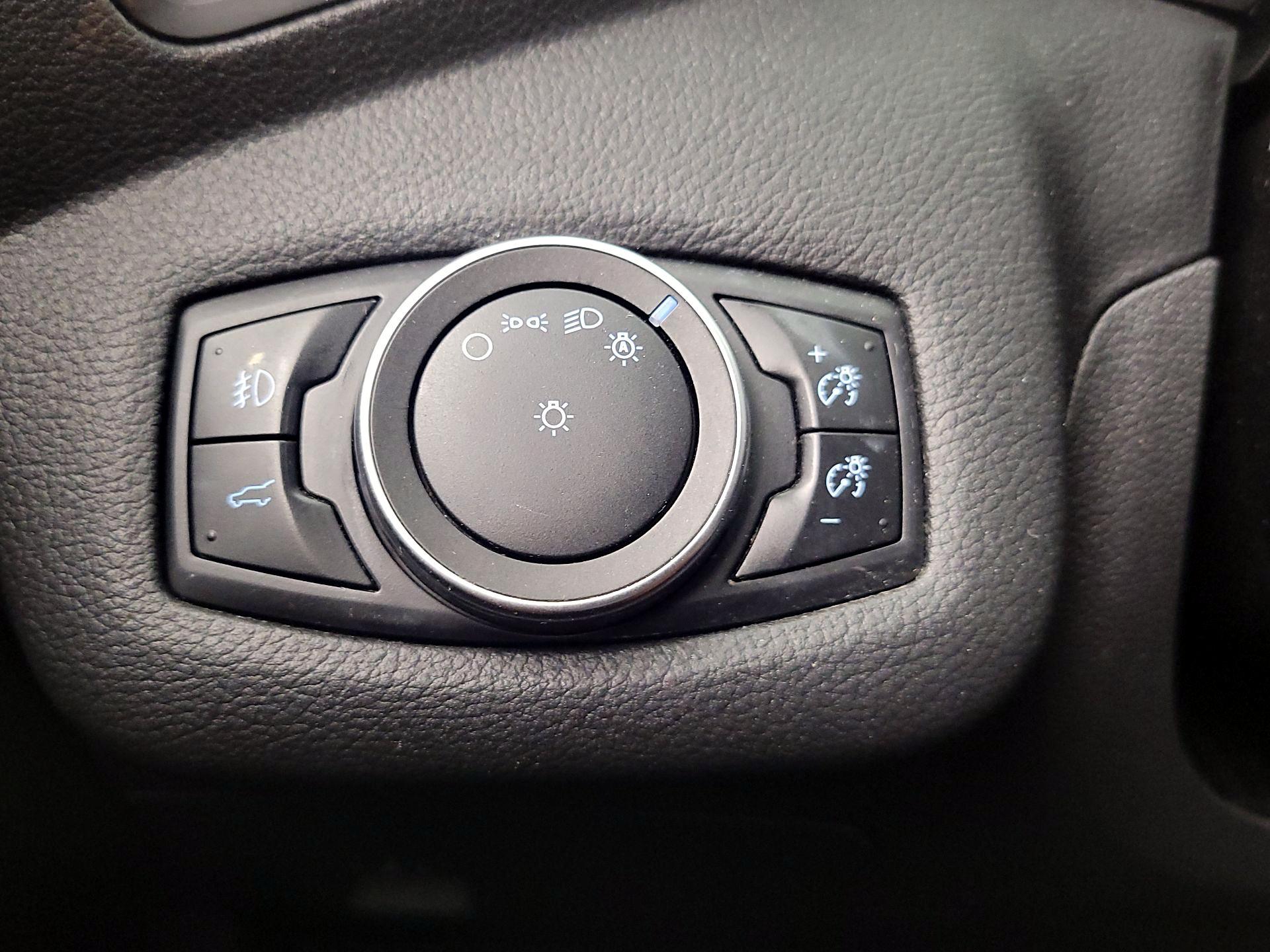 Thumbnail: 2018 Ford Escape - 13