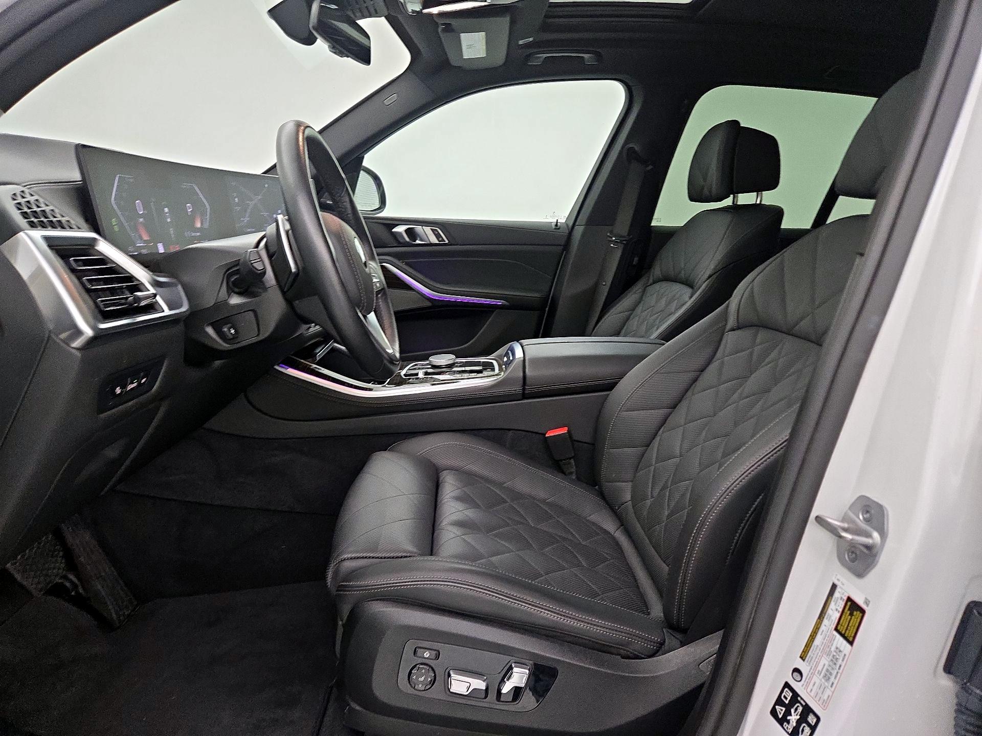Thumbnail: 2025 BMW X5 - 11