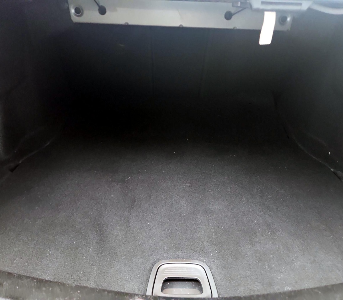 Trunk/Cargo (Seats Up)