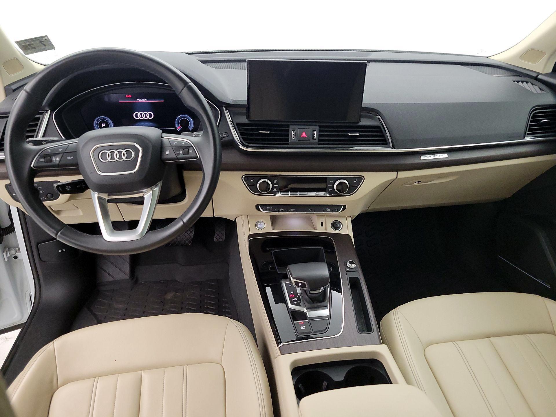 Thumbnail: 2023 Audi Q5 - 9
