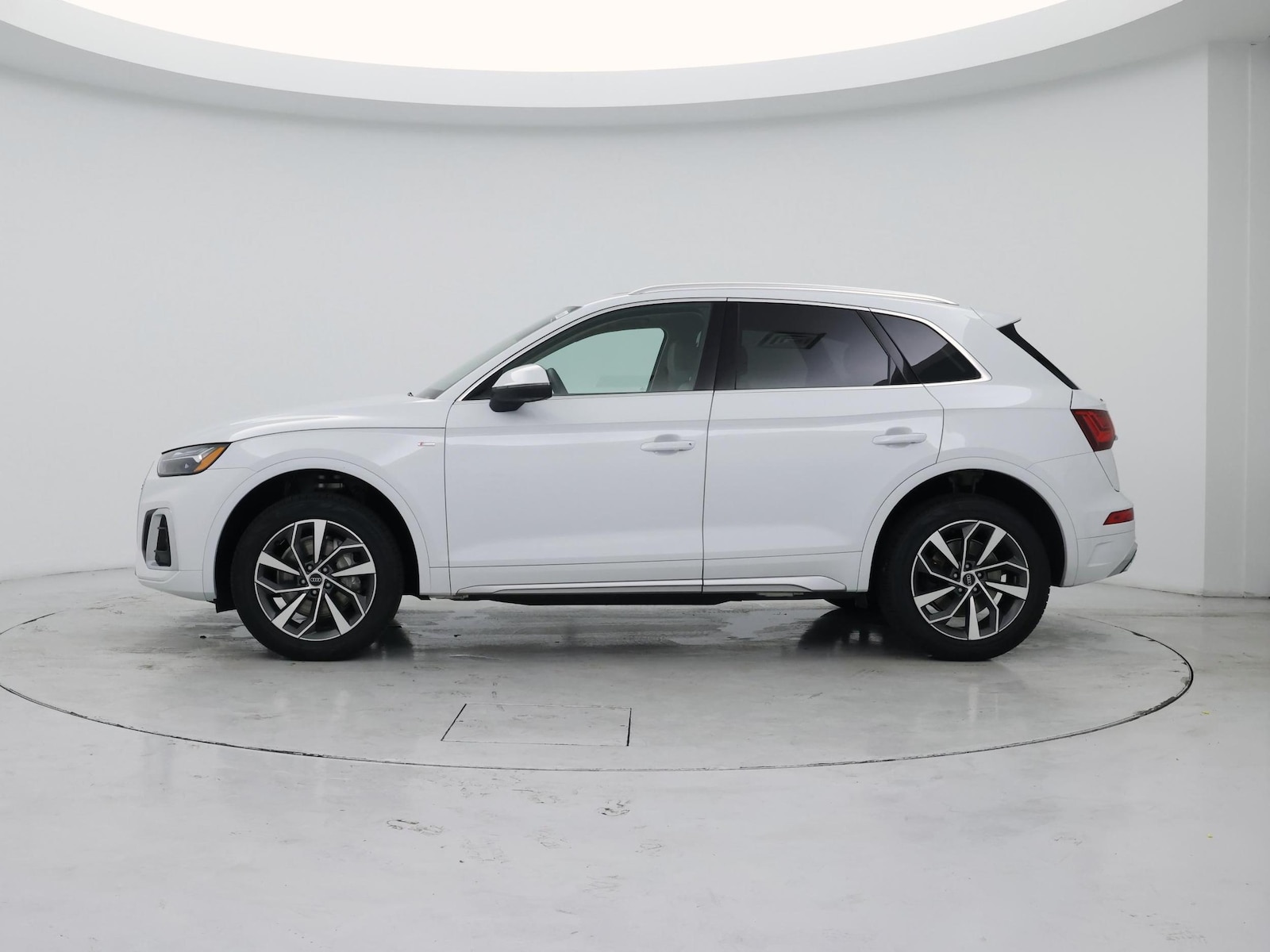 2023 Audi Q5 Premium Plus - Photo 4