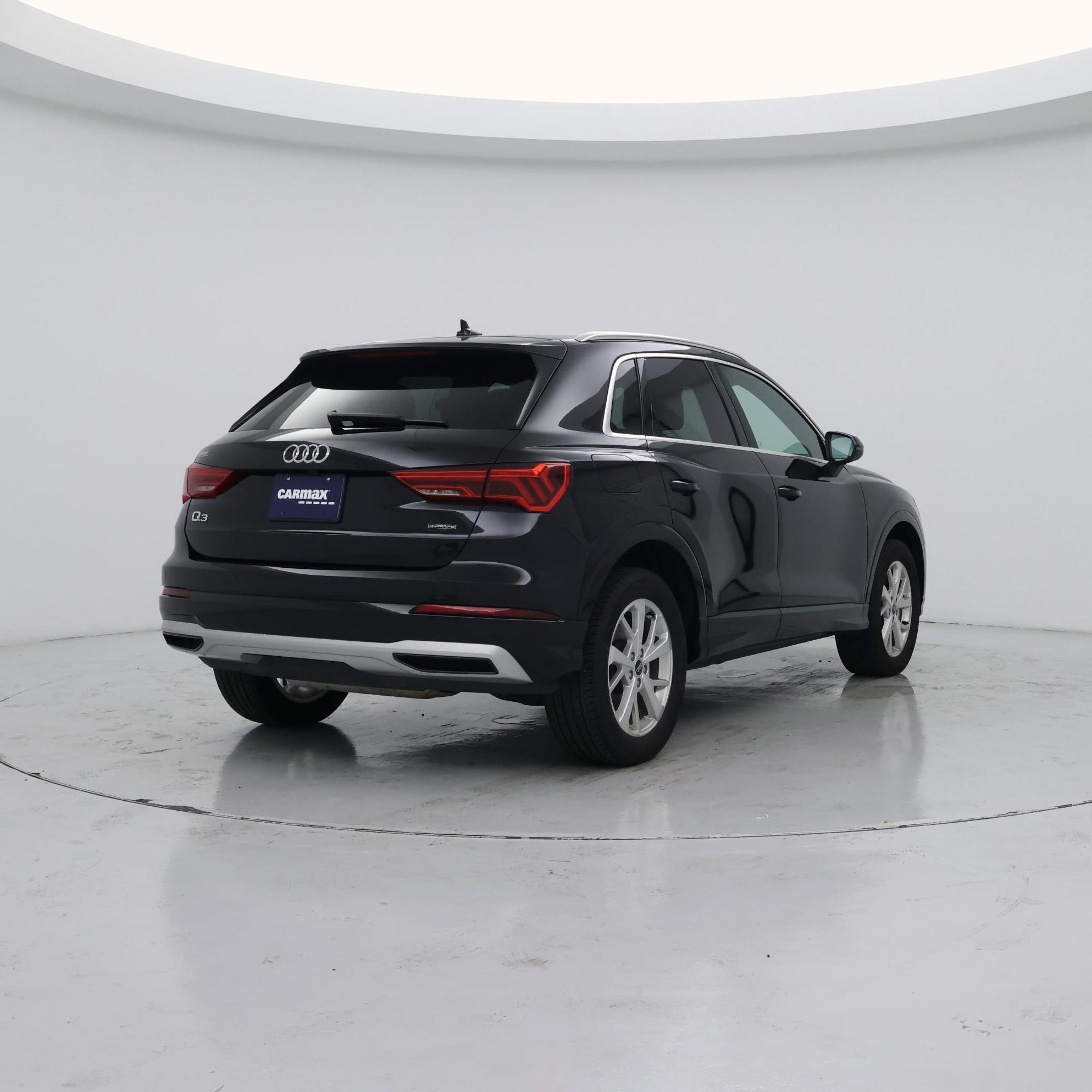 Thumbnail: 2023 Audi Q3 - 8