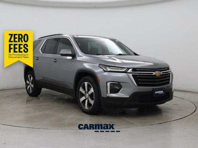 Gray 2023 Chevrolet Traverse SUV / Crossover Four-Wheel Drive Automatic