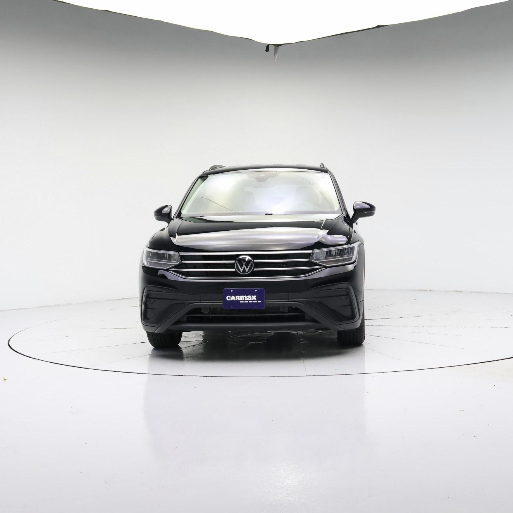 Thumbnail: 2023 Volkswagen Tiguan - 5