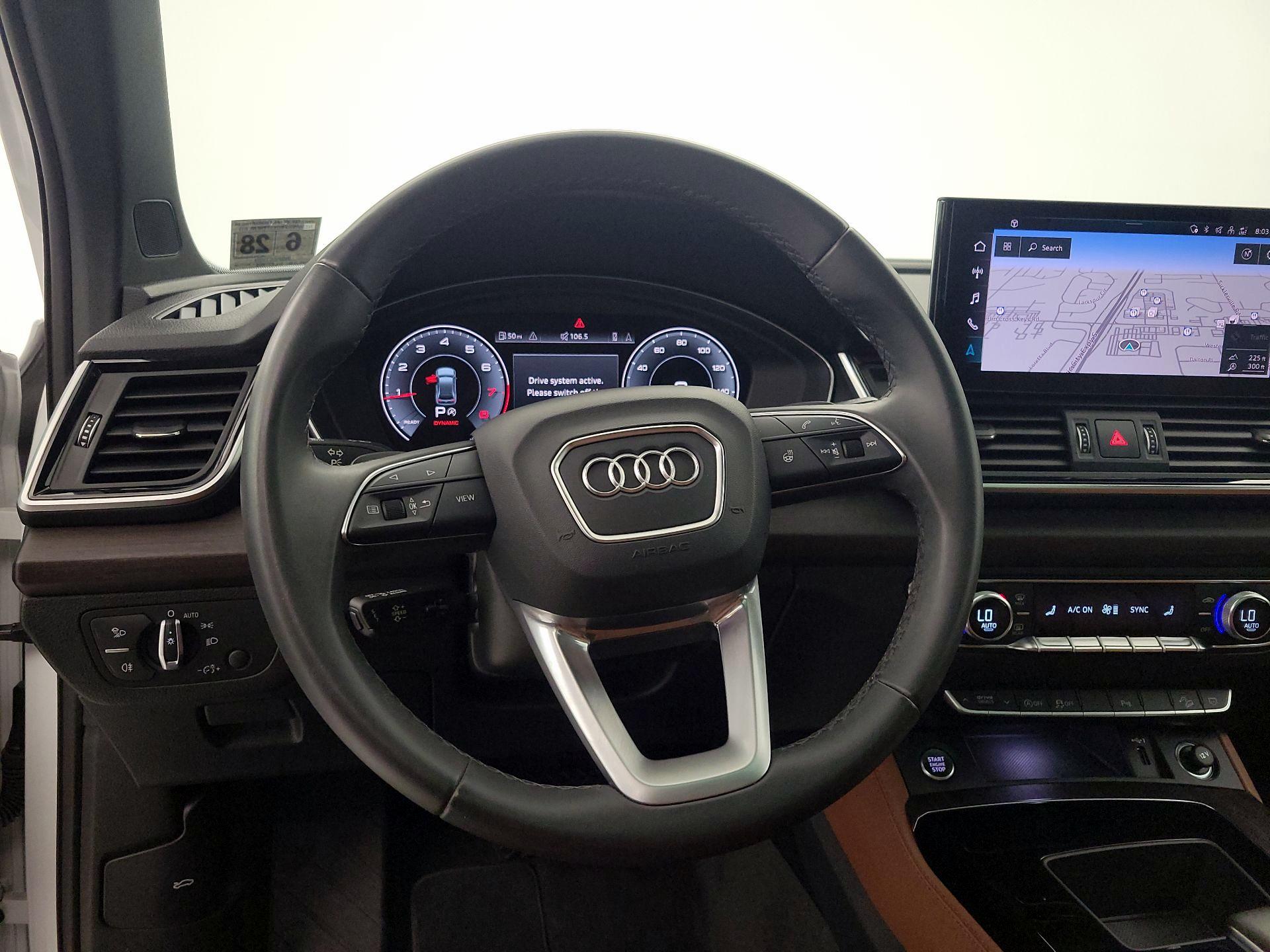 Thumbnail: 2023 Audi Q5 - 10