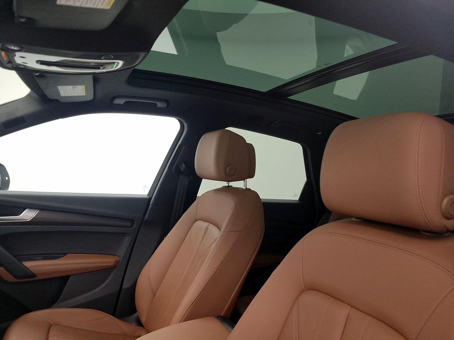 Thumbnail: 2023 Audi Q5 - 19