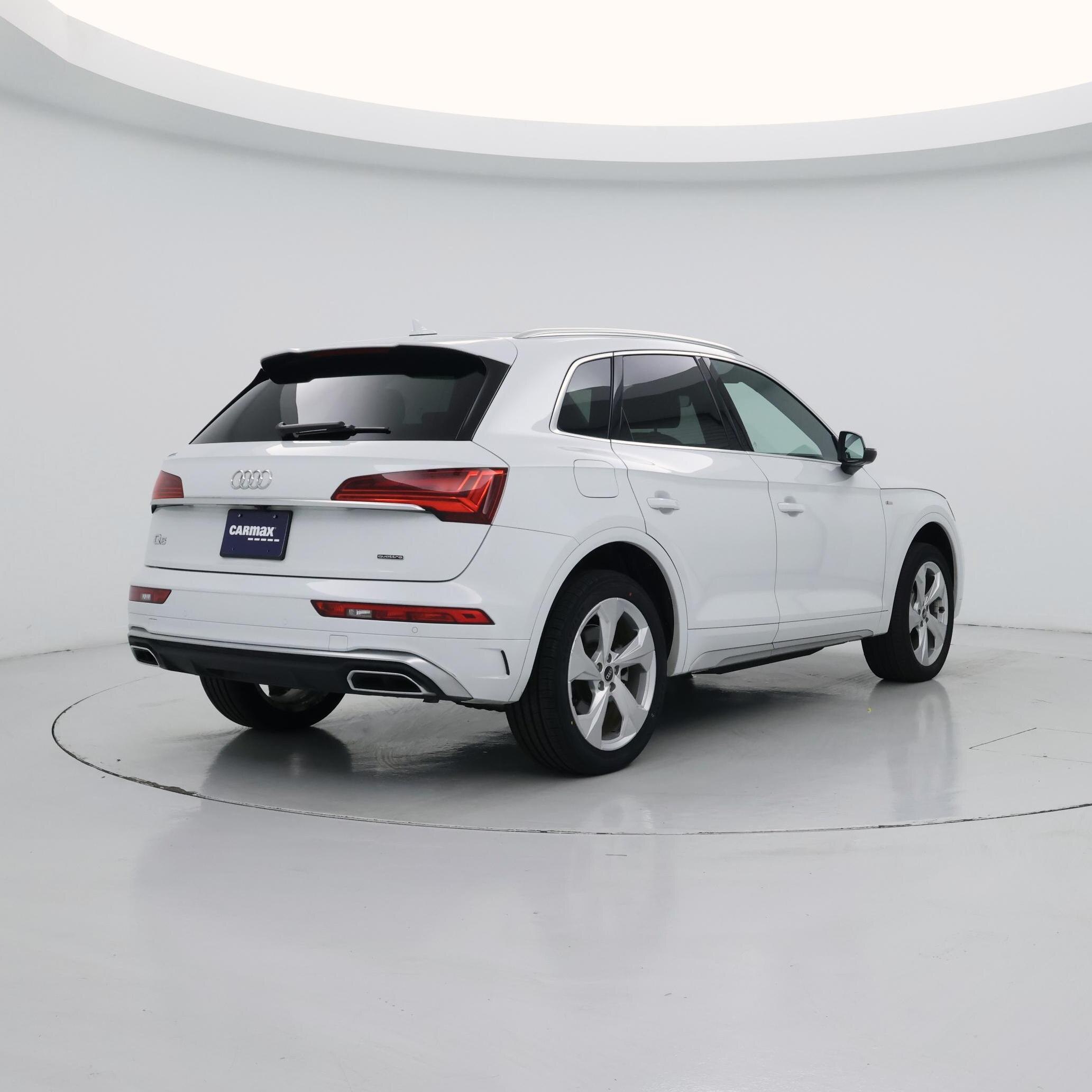 Thumbnail: 2023 Audi Q5 - 8