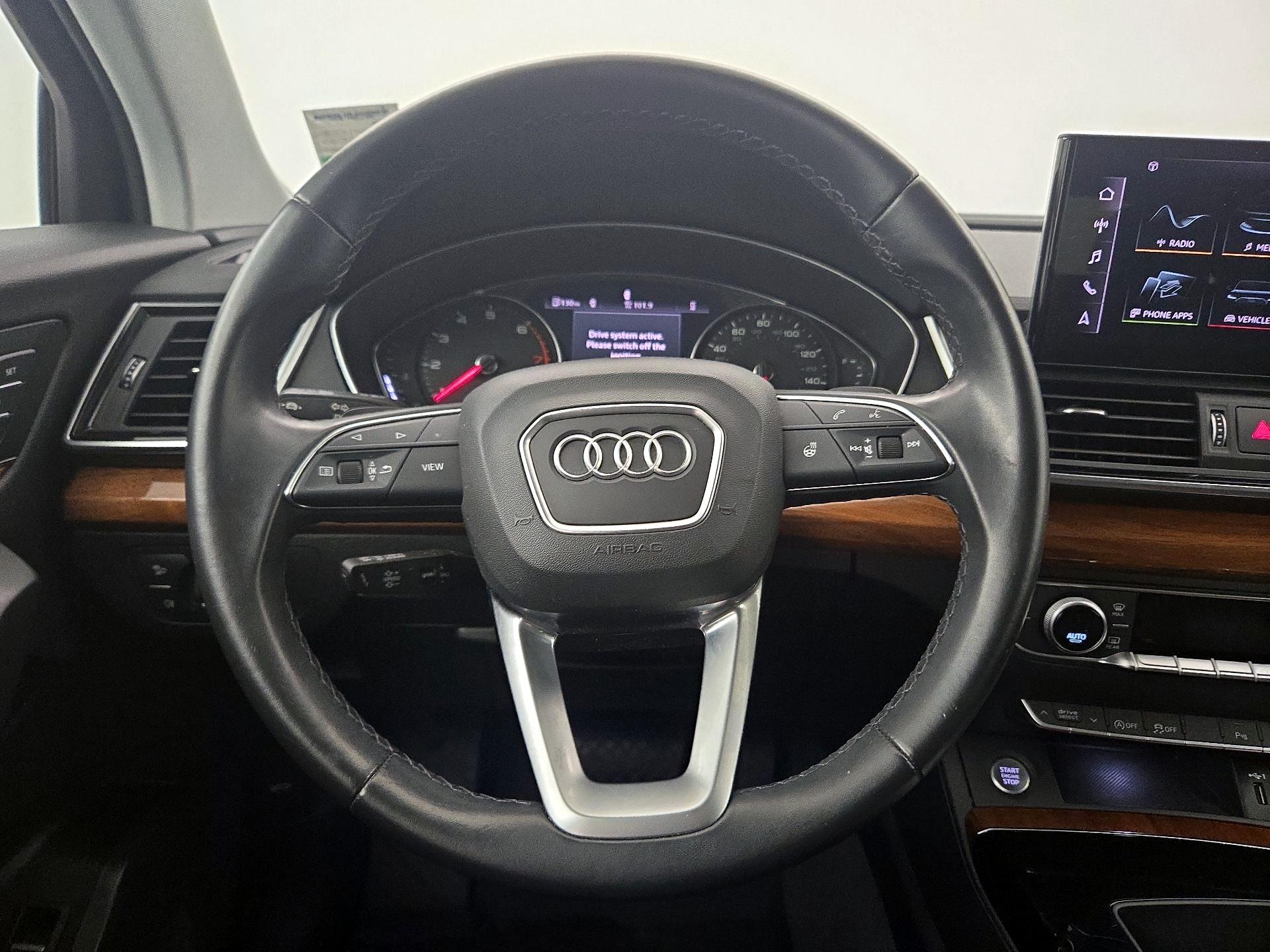 Thumbnail: 2023 Audi Q5 - 10