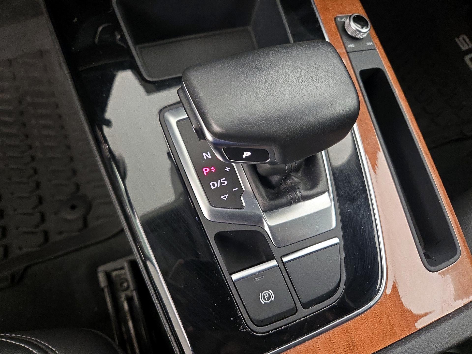 Thumbnail: 2023 Audi Q5 - 18