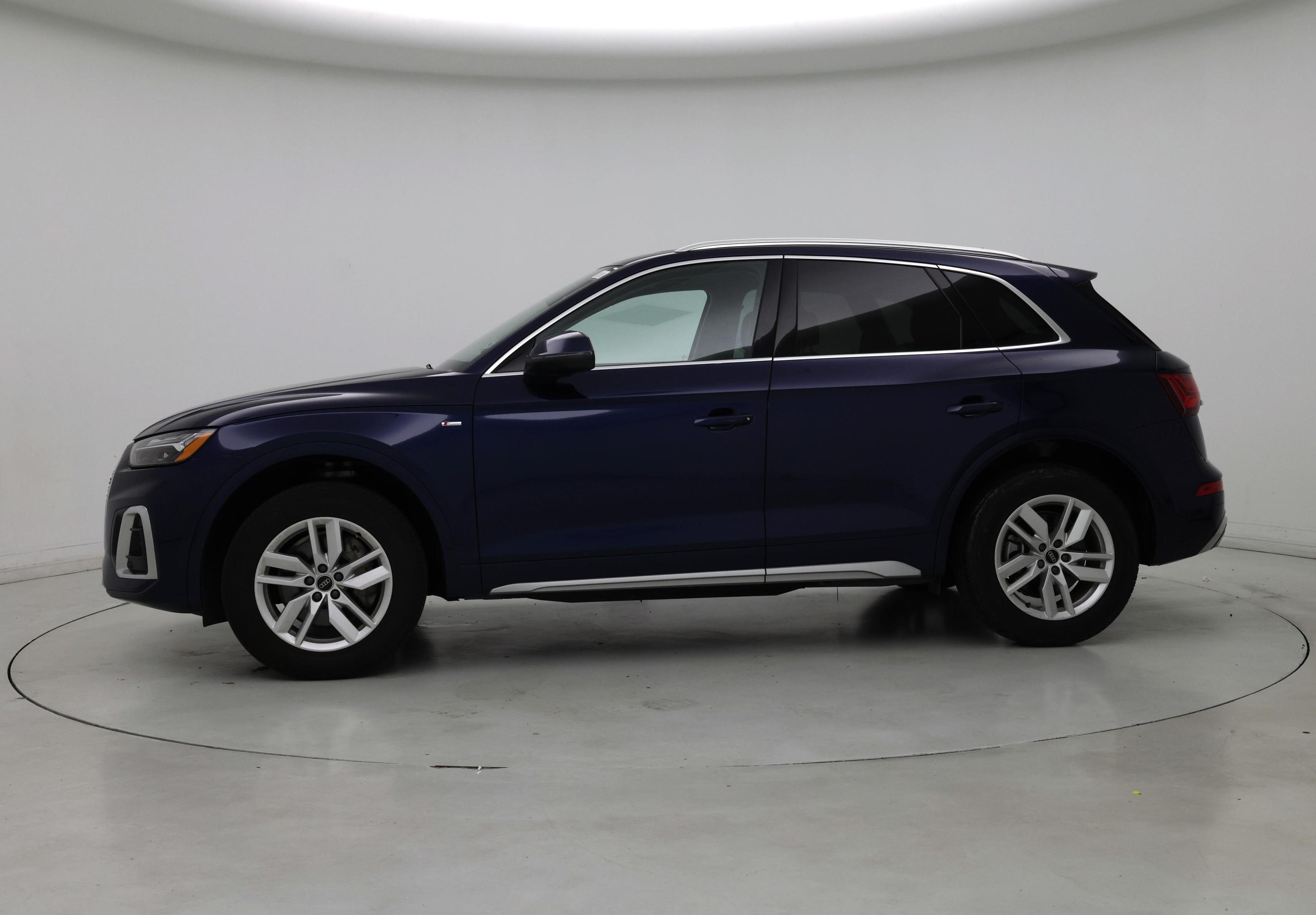 Thumbnail: 2023 Audi Q5 - 3