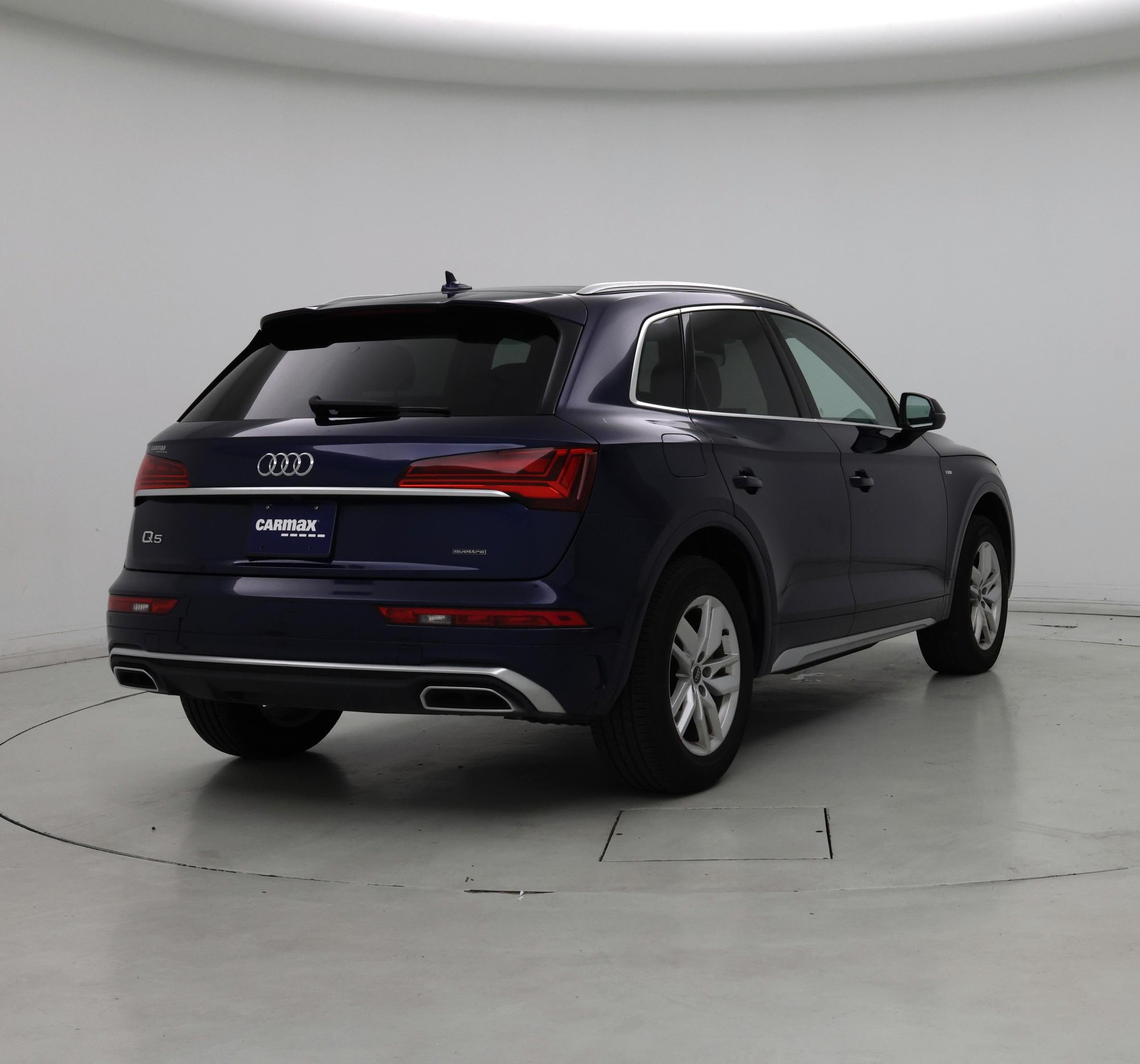 Thumbnail: 2023 Audi Q5 - 8