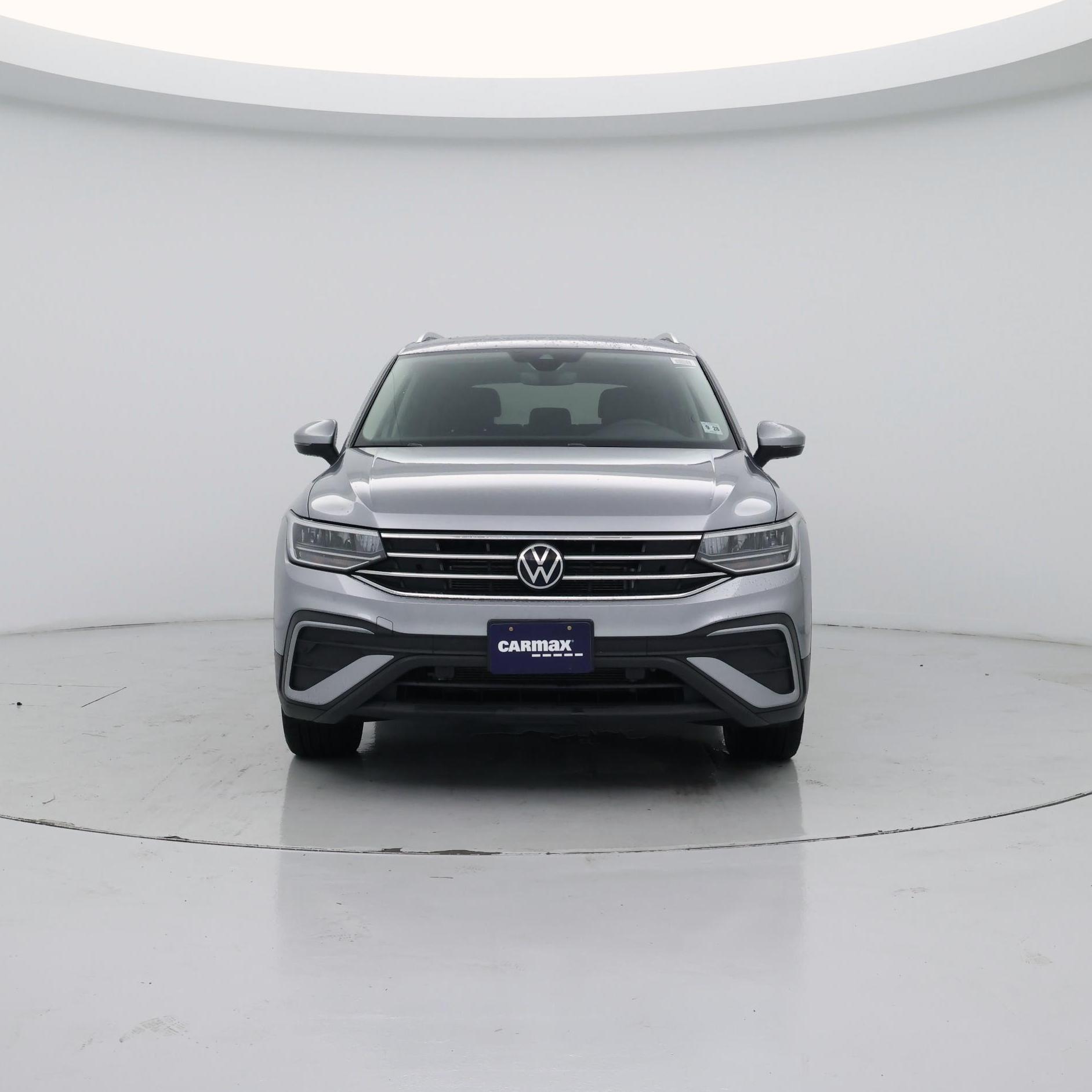 Thumbnail: 2023 Volkswagen Tiguan - 5