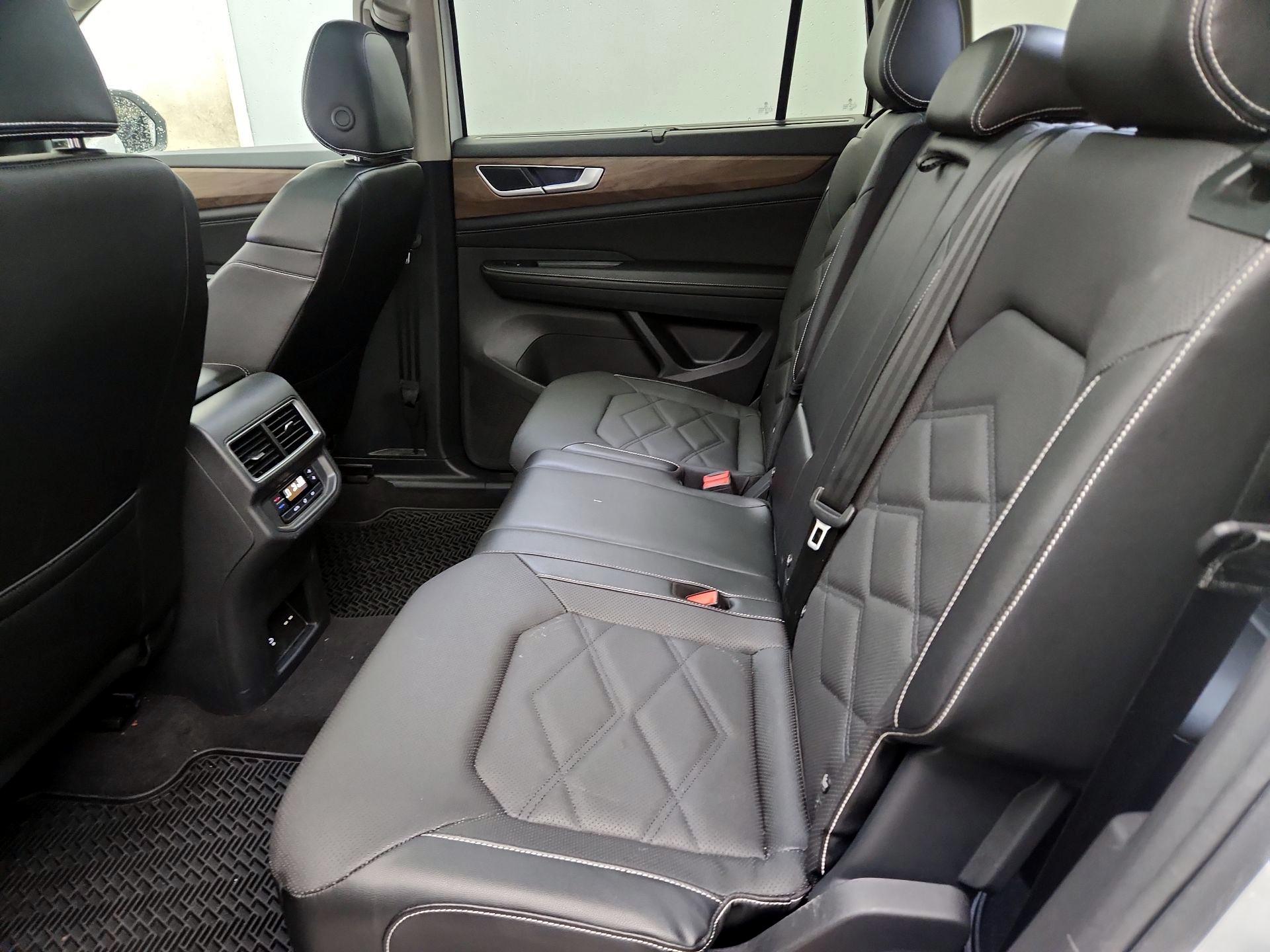 Thumbnail: 2024 Volkswagen Atlas - 20