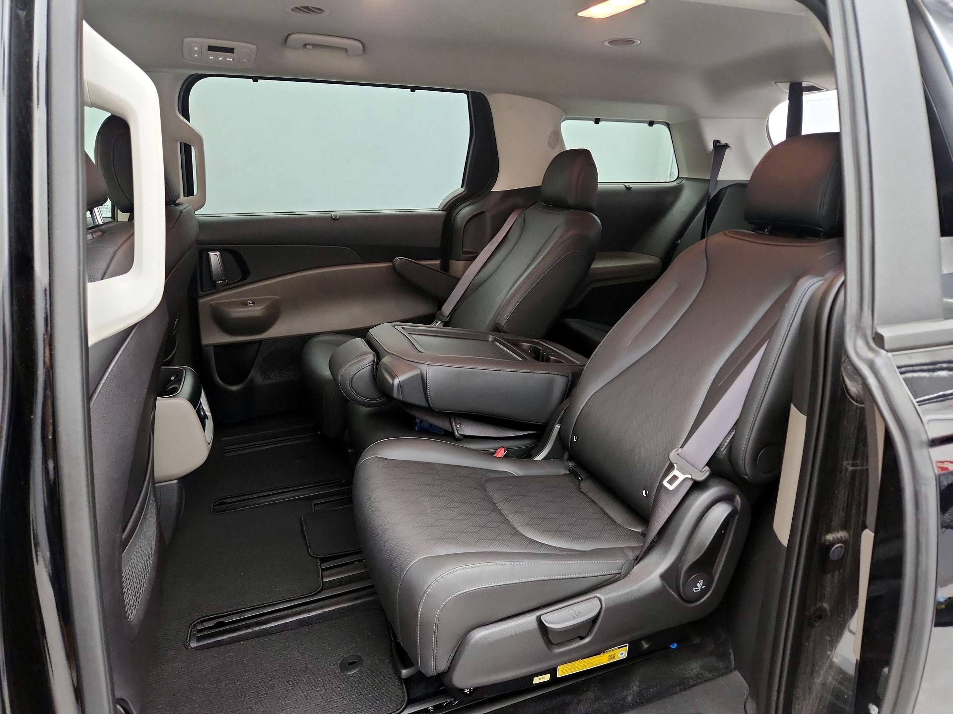 Thumbnail: 2025 Kia Carnival - 20