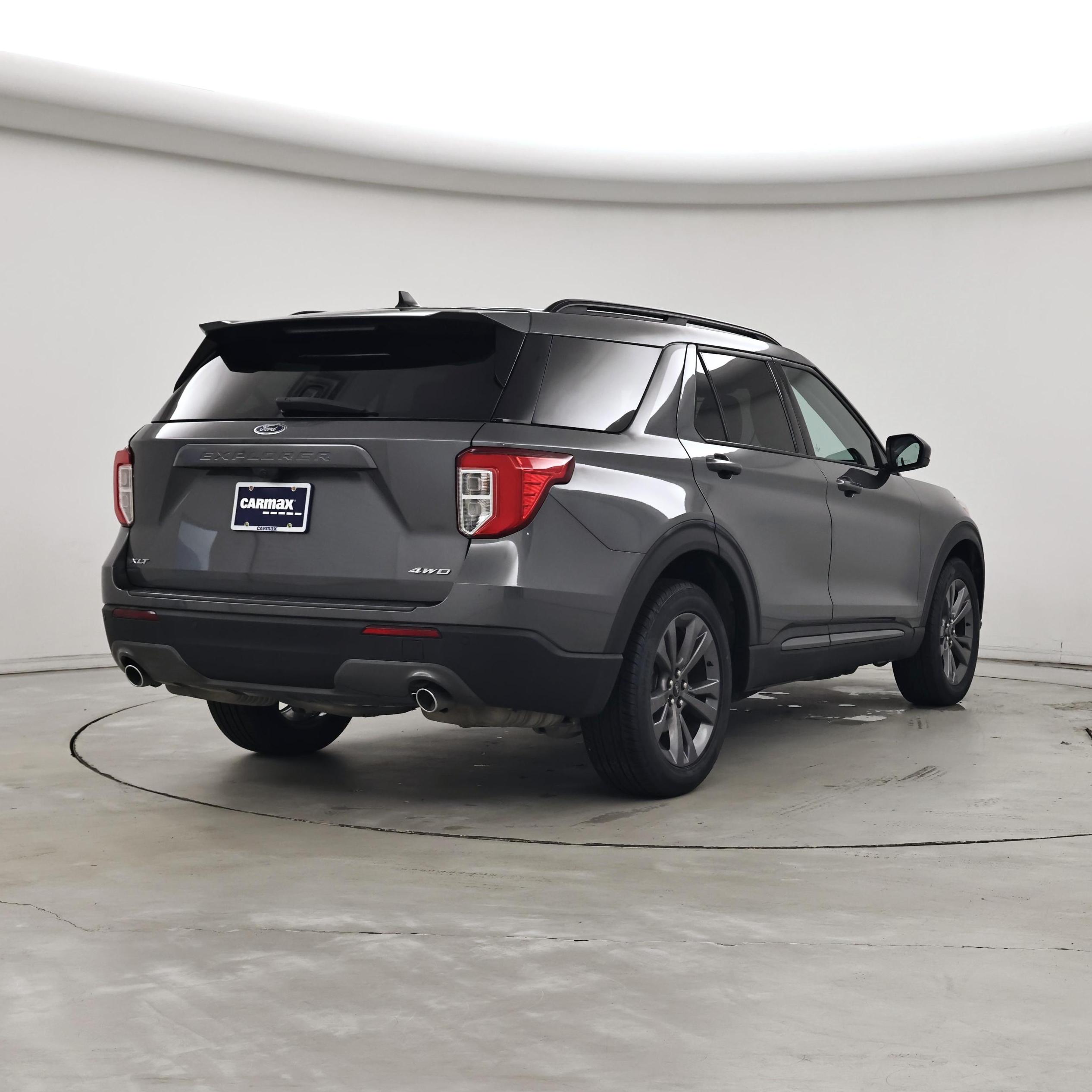 Thumbnail: 2023 Ford Explorer - 8