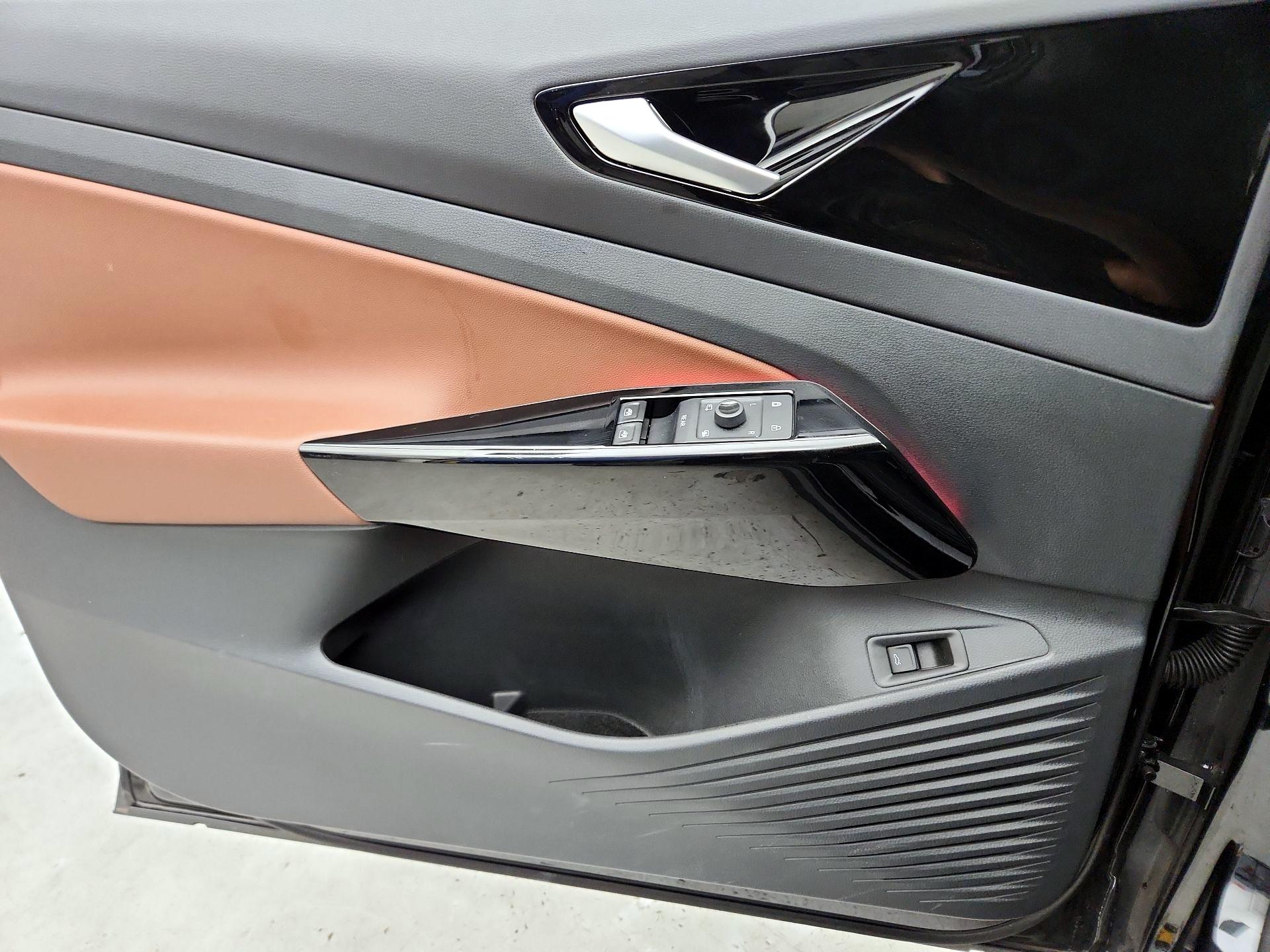 Thumbnail: 2022 Volkswagen ID.4 - 12