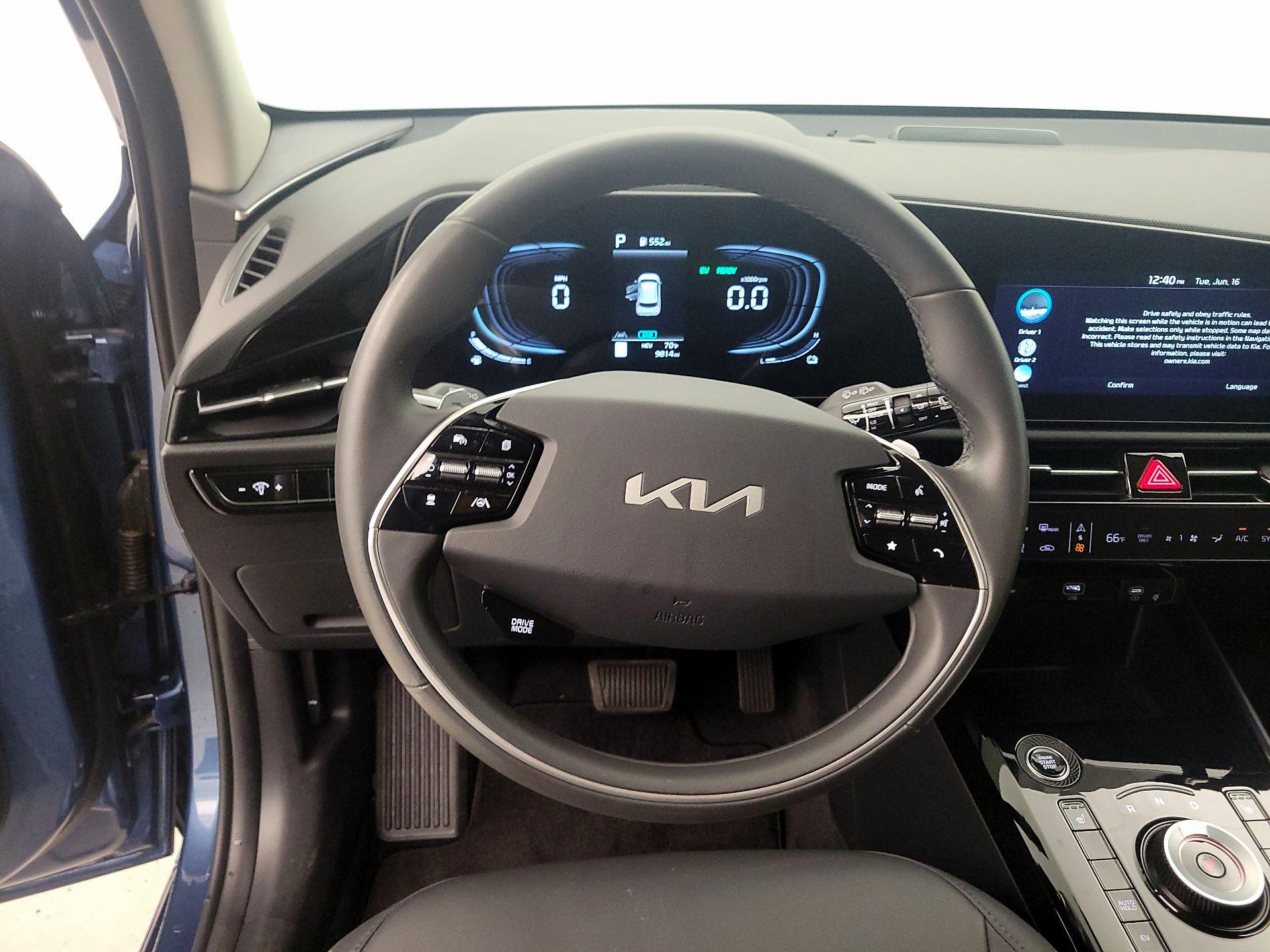 Thumbnail: 2024 Kia Niro - 10