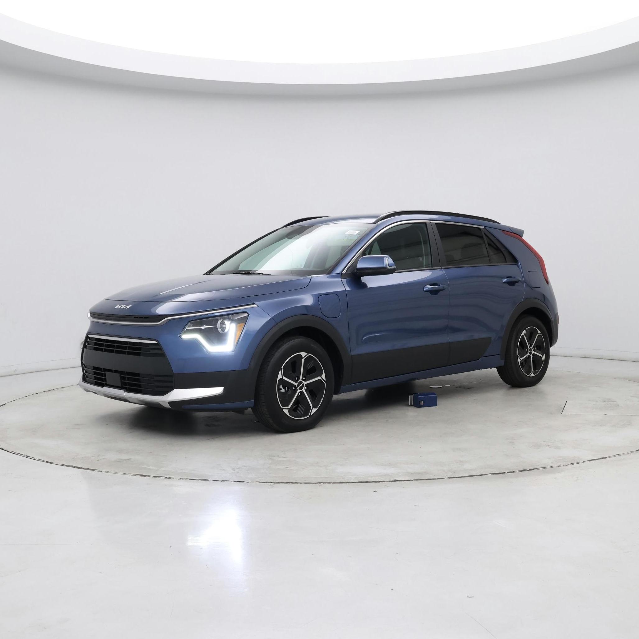 Thumbnail: 2024 Kia Niro - 3