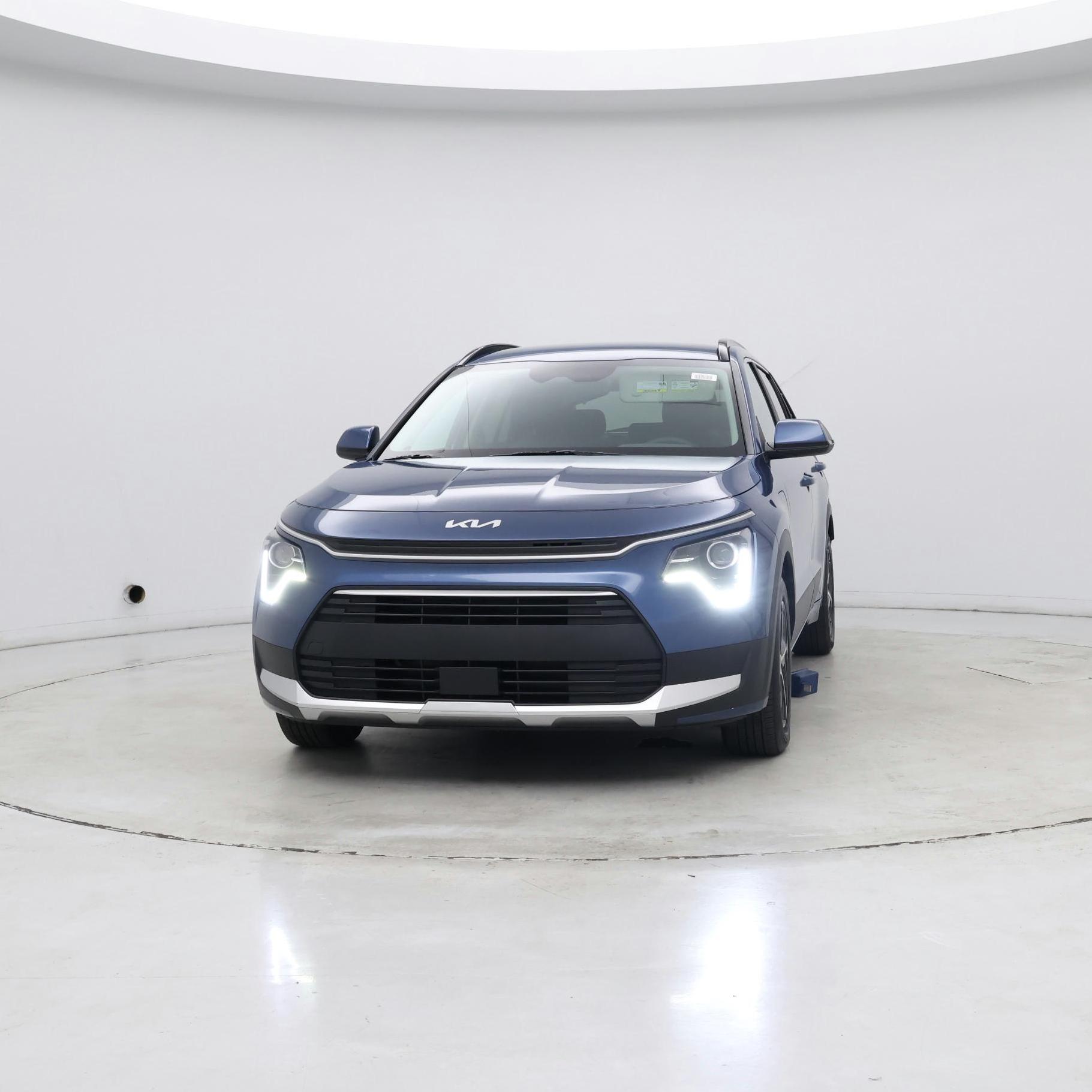 Thumbnail: 2024 Kia Niro - 4