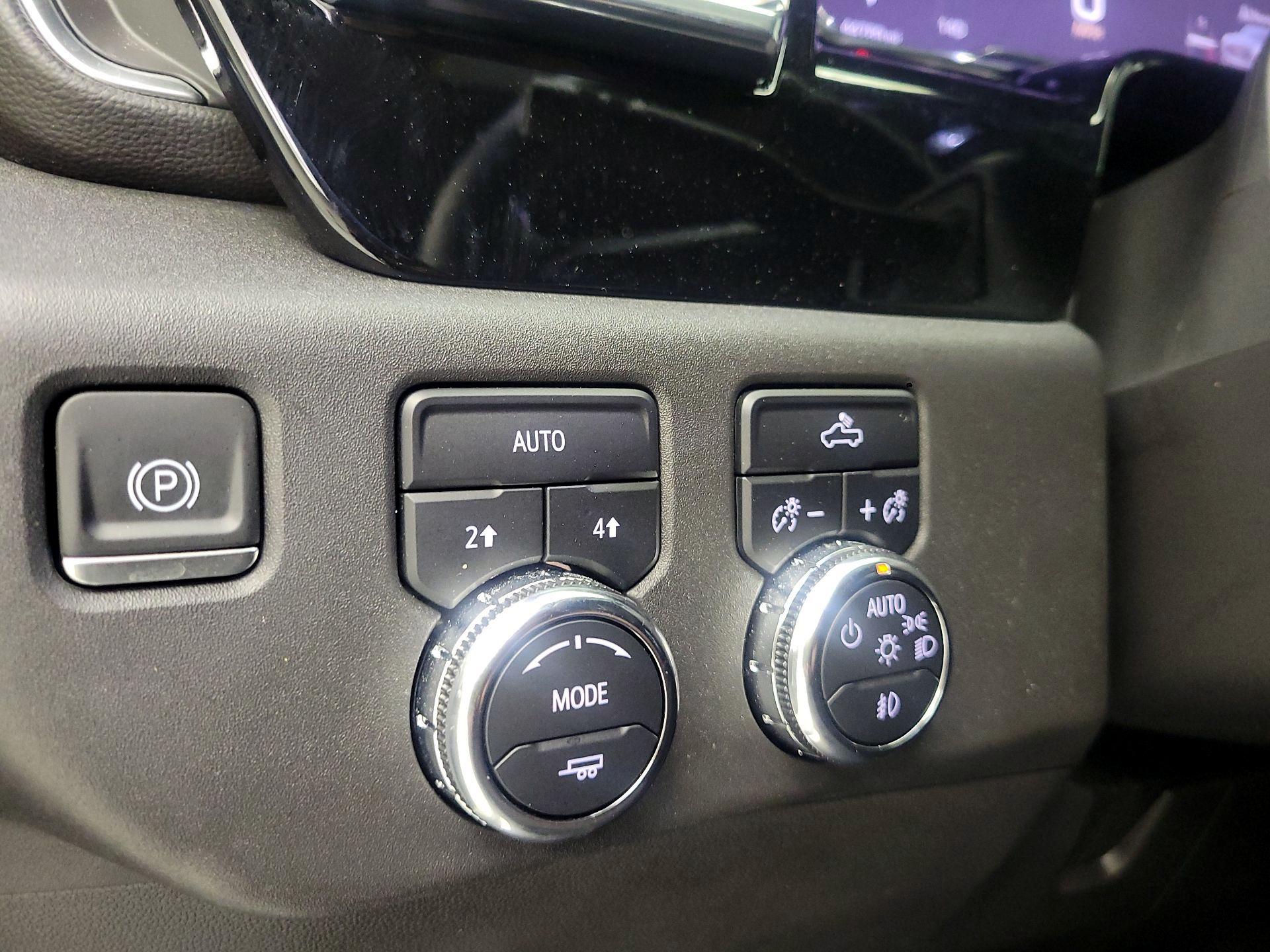 Thumbnail: 2024 GMC Sierra 1500 - 13