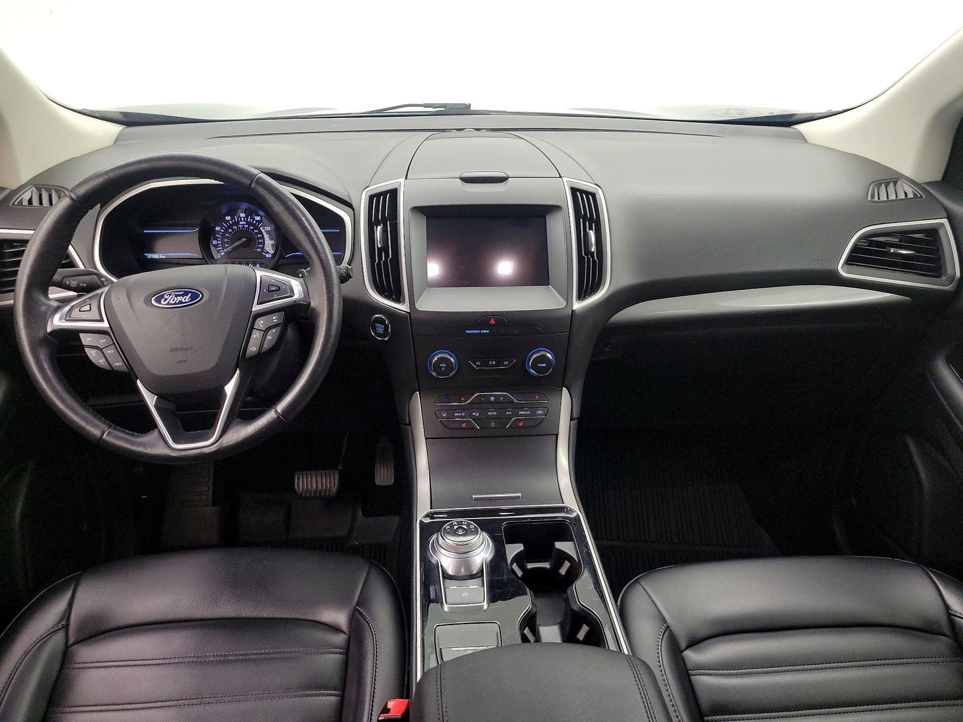 Thumbnail: 2019 Ford Edge - 9