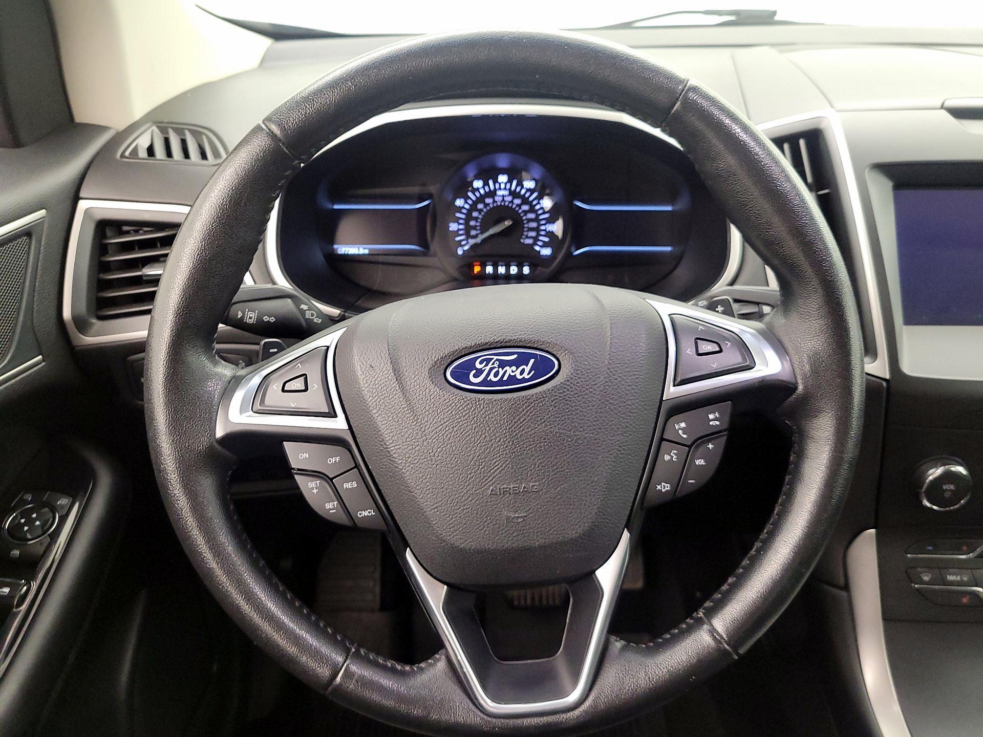 Thumbnail: 2019 Ford Edge - 10