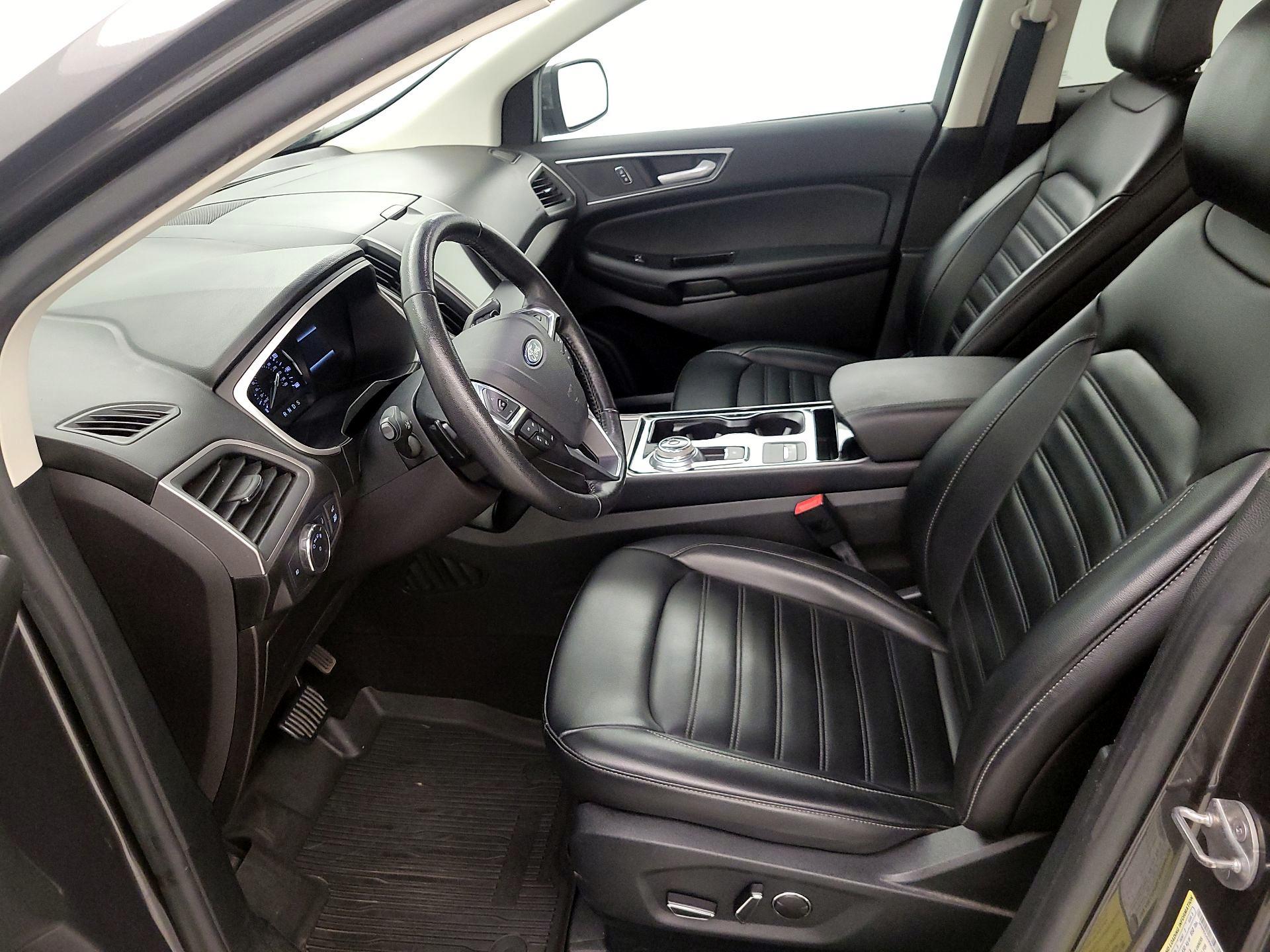 Thumbnail: 2019 Ford Edge - 11