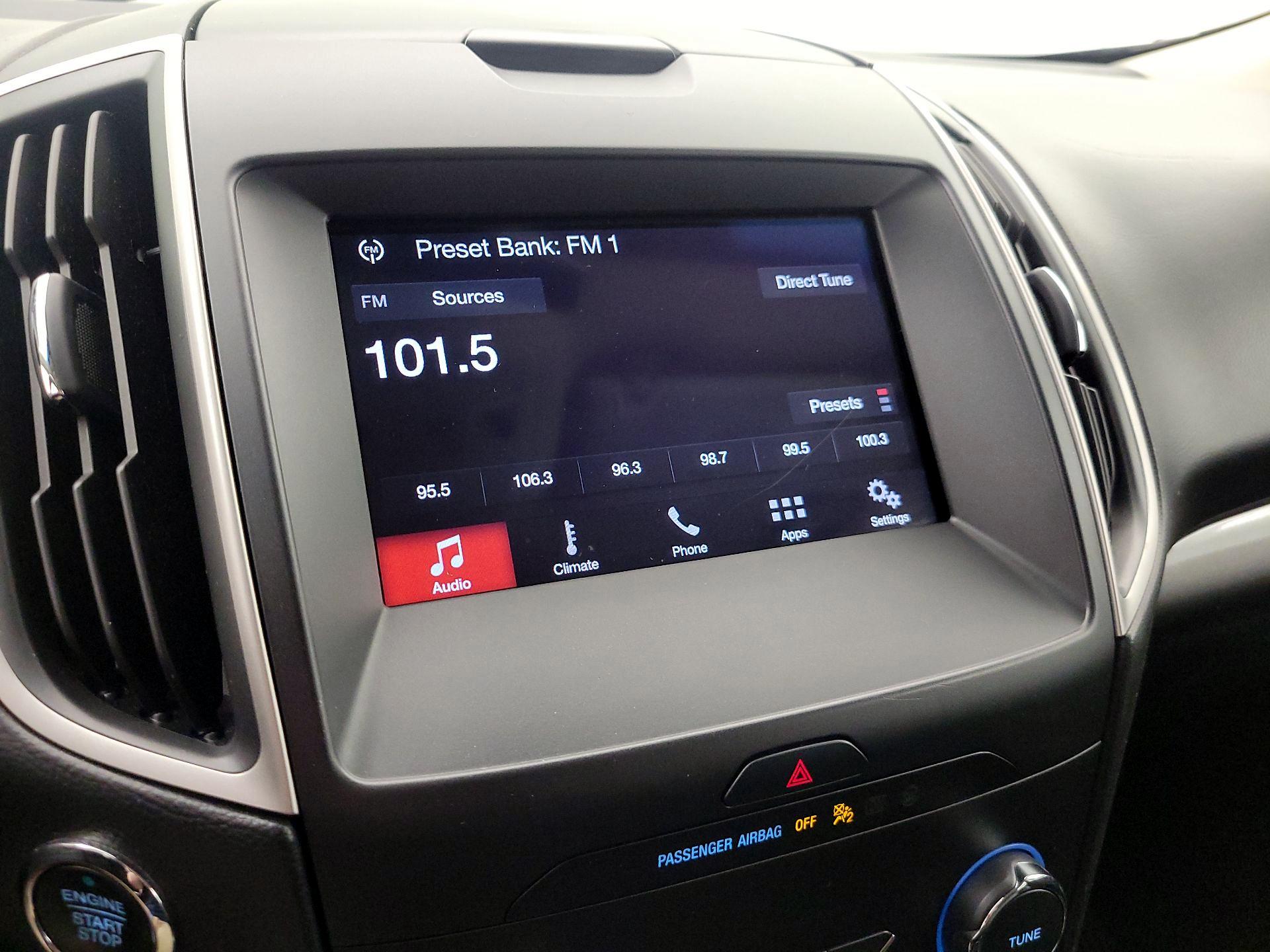 Thumbnail: 2019 Ford Edge - 15