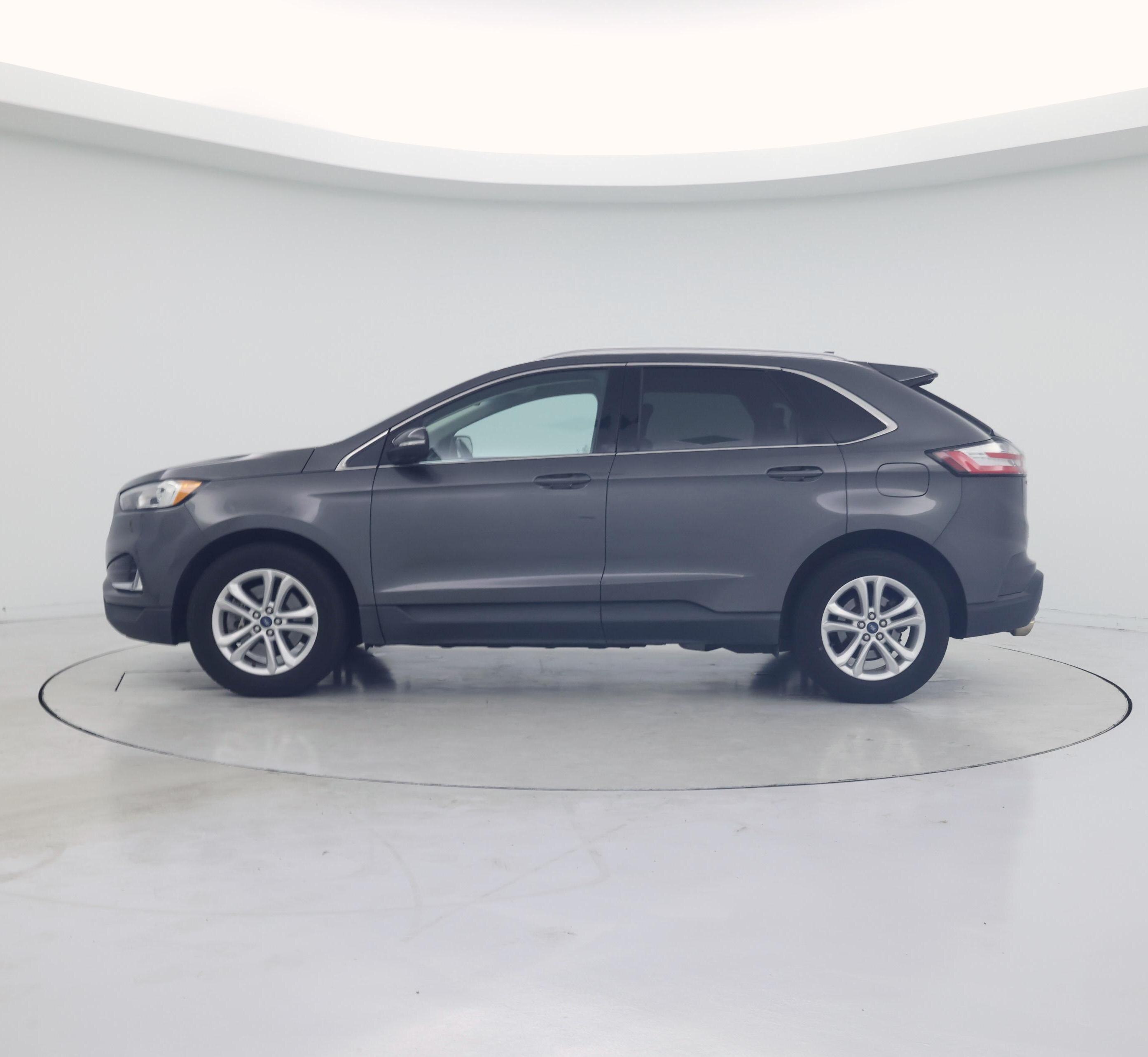 Thumbnail: 2019 Ford Edge - 3