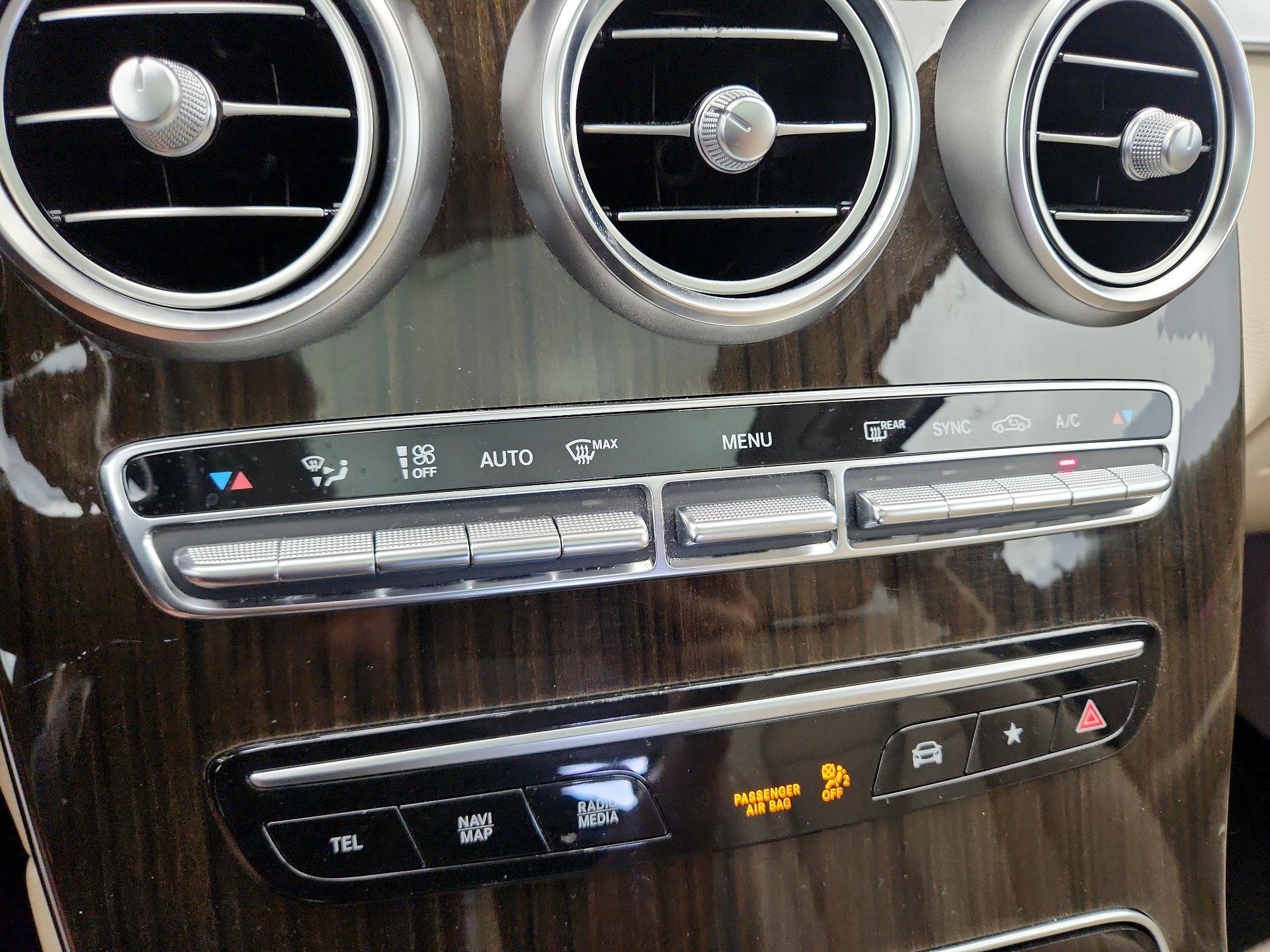 Thumbnail: 2020 Mercedes-Benz GLC - 17