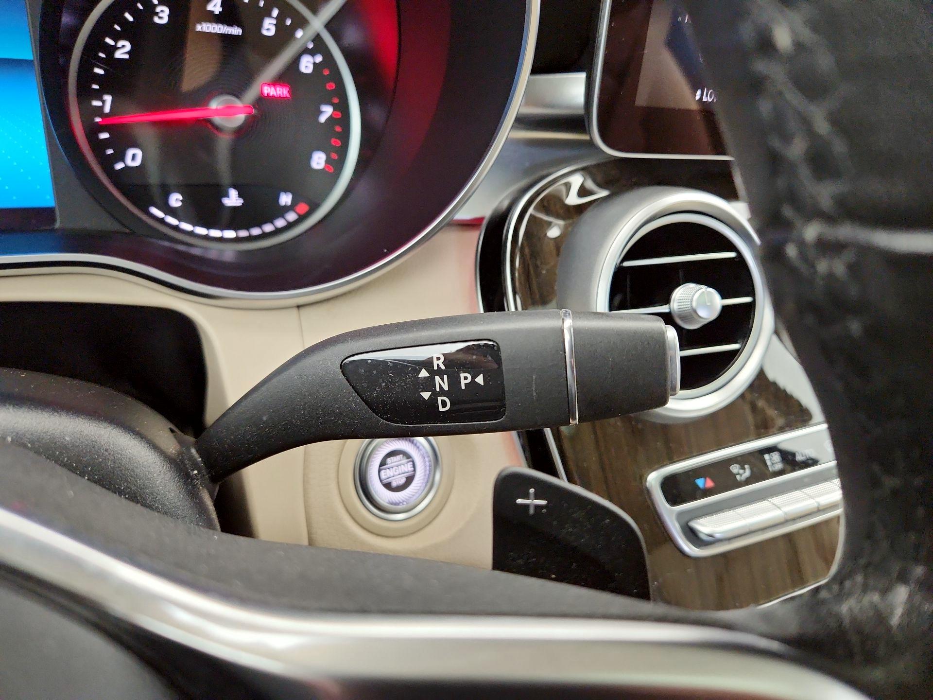 Thumbnail: 2020 Mercedes-Benz GLC - 18