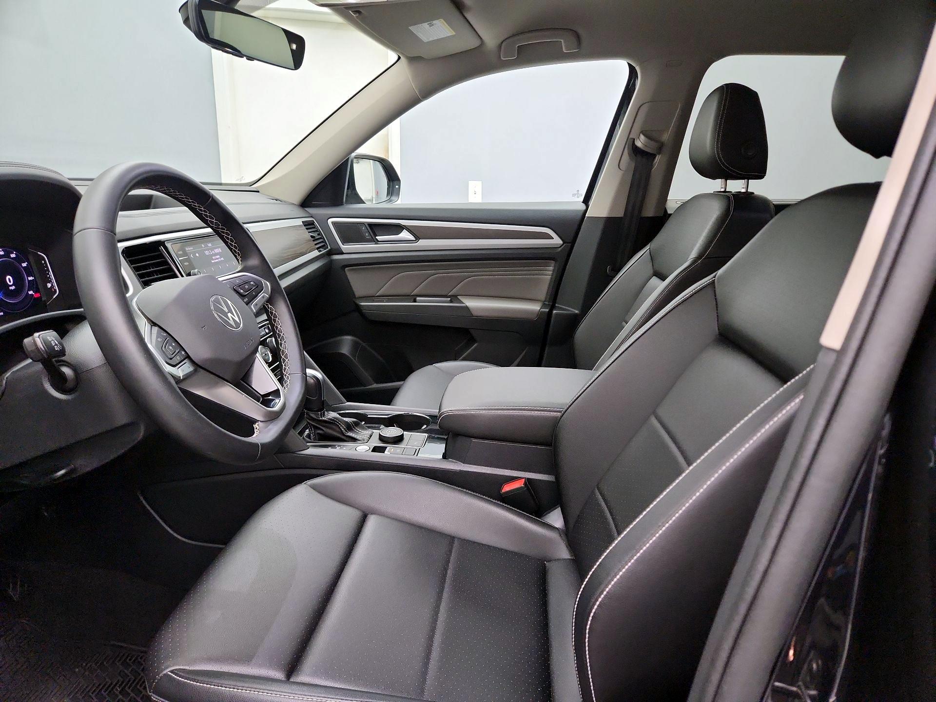 Thumbnail: 2023 Volkswagen Atlas - 11
