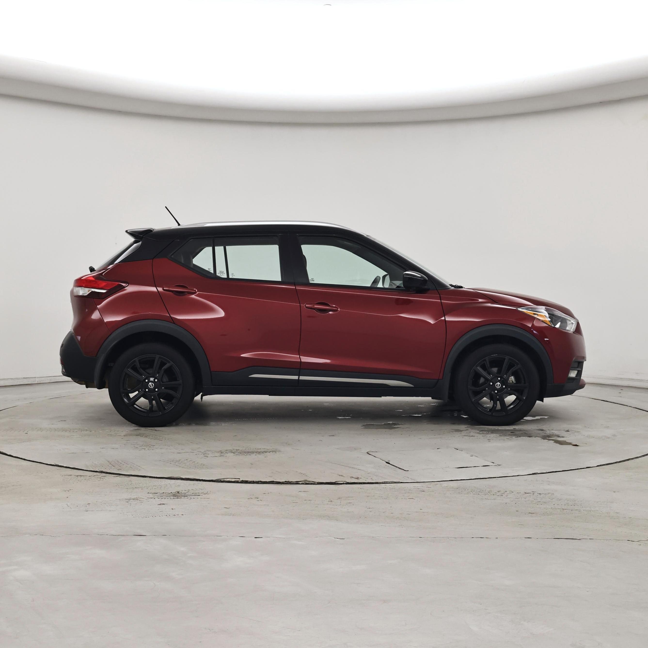 Thumbnail: 2020 Nissan Kicks - 7