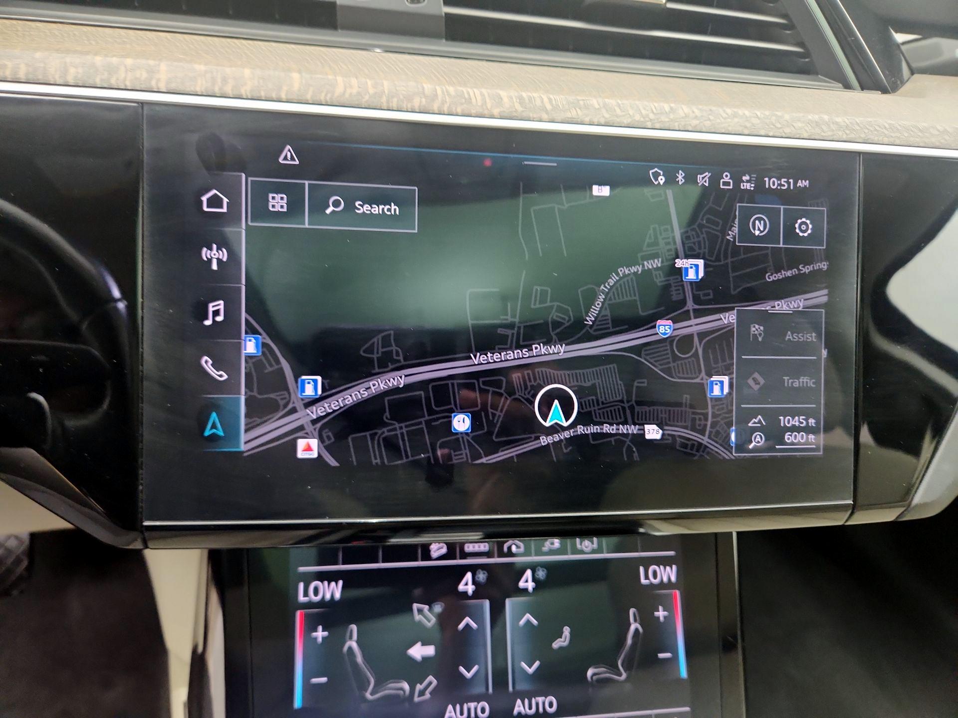 Thumbnail: 2024 Audi Q8 e-tron - 14