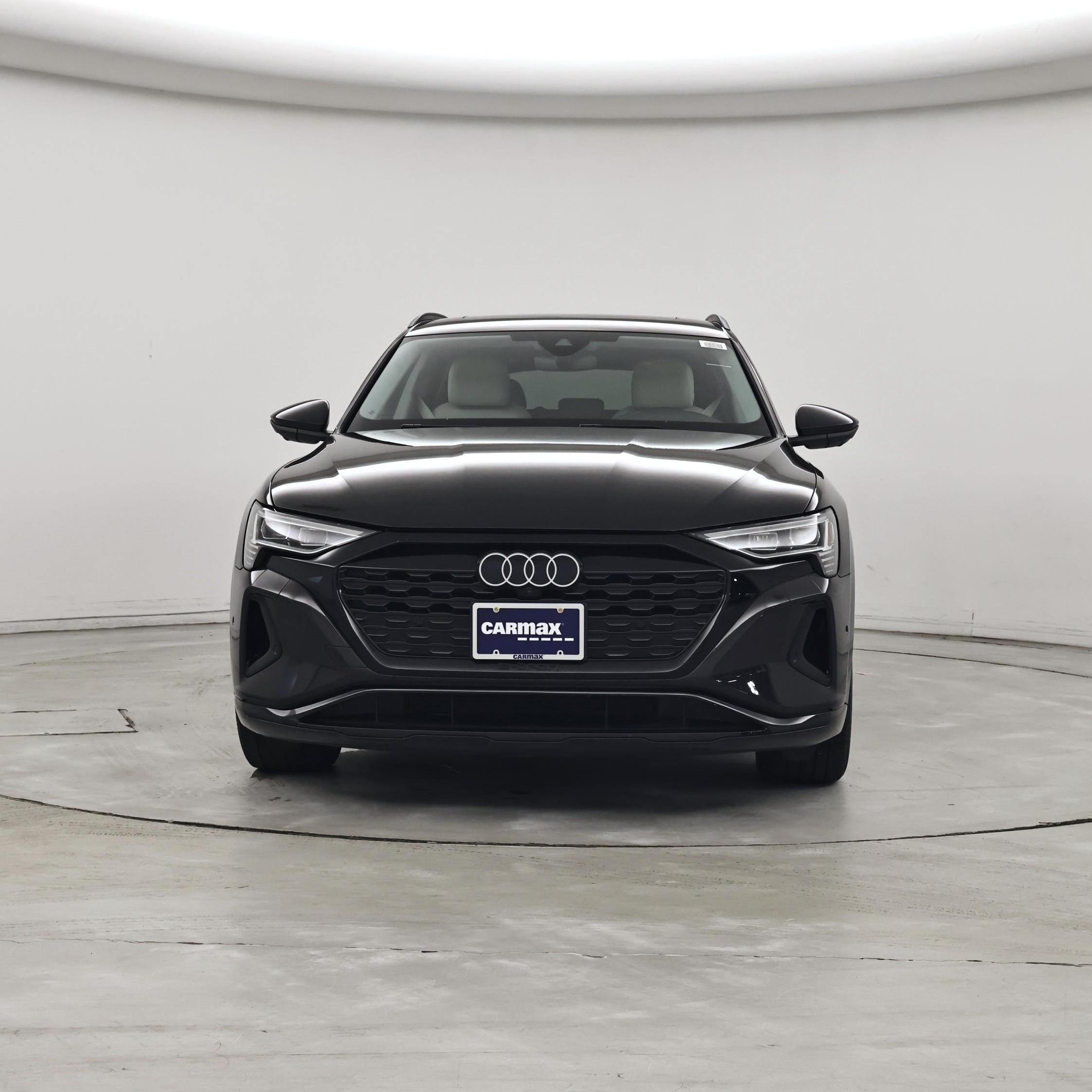 Thumbnail: 2024 Audi Q8 e-tron - 5