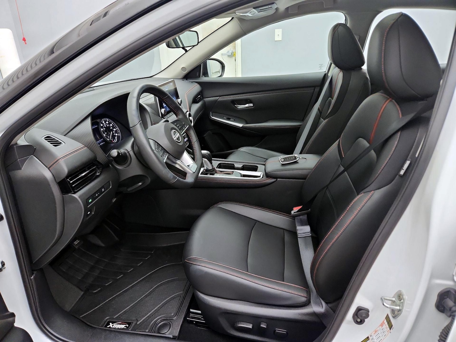 2025 Nissan Sentra SR - Photo 12