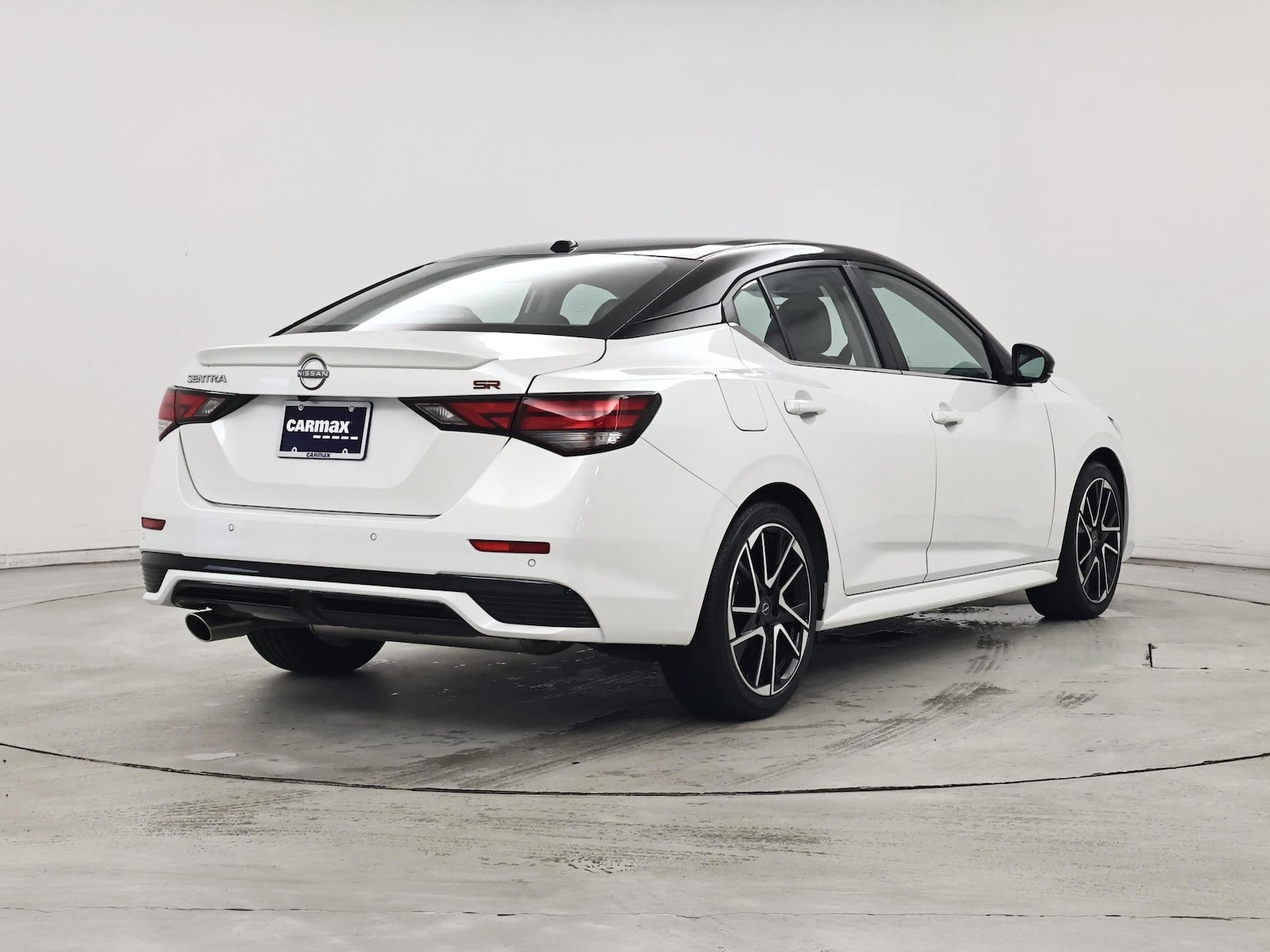 2025 Nissan Sentra SR - Photo 9