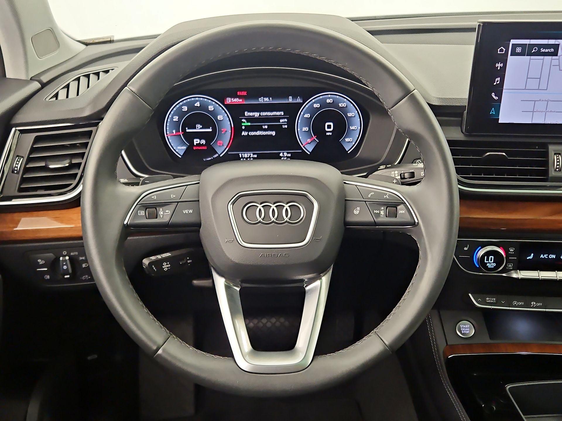 Thumbnail: 2023 Audi Q5 - 10