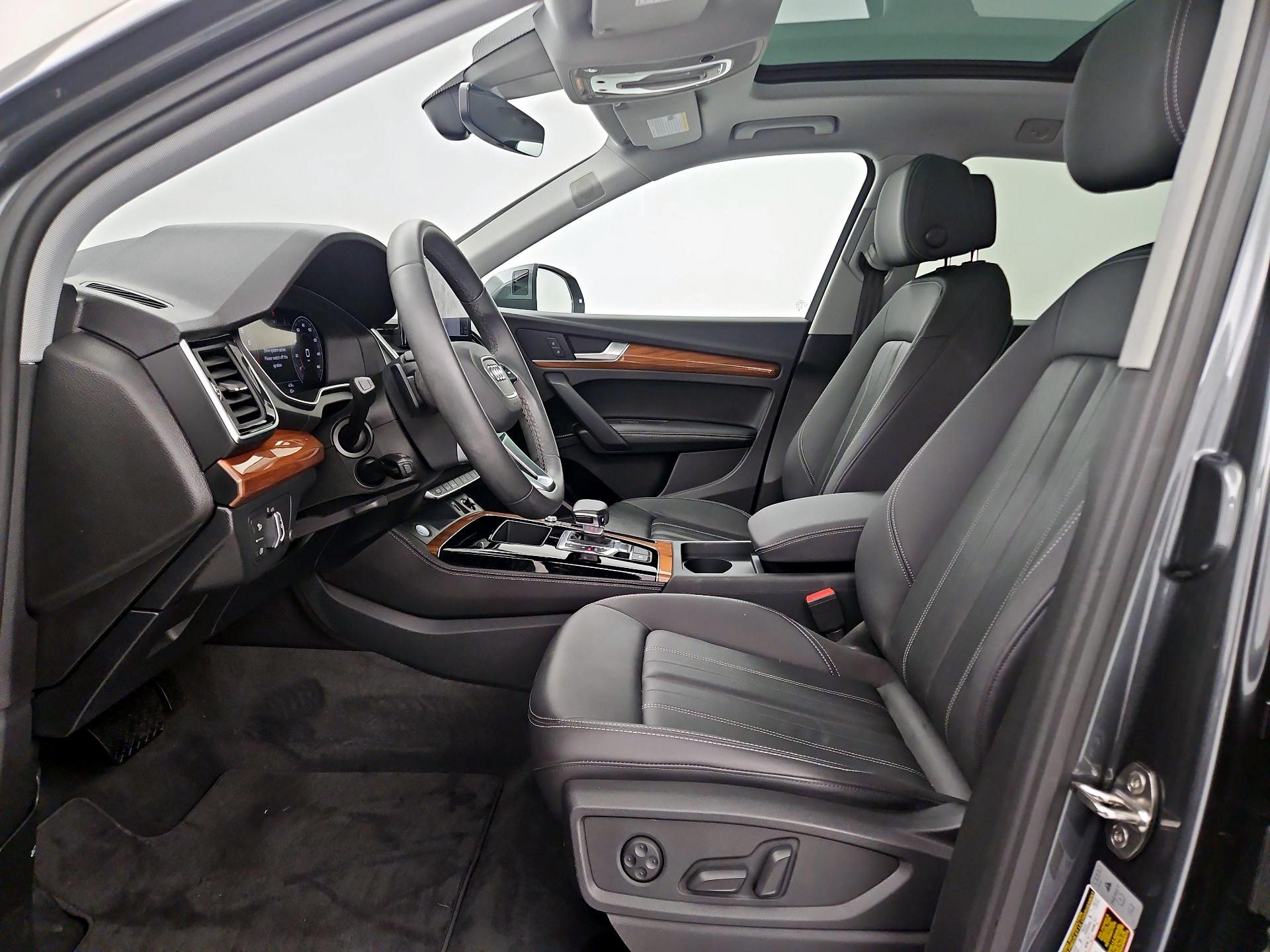 Thumbnail: 2023 Audi Q5 - 11
