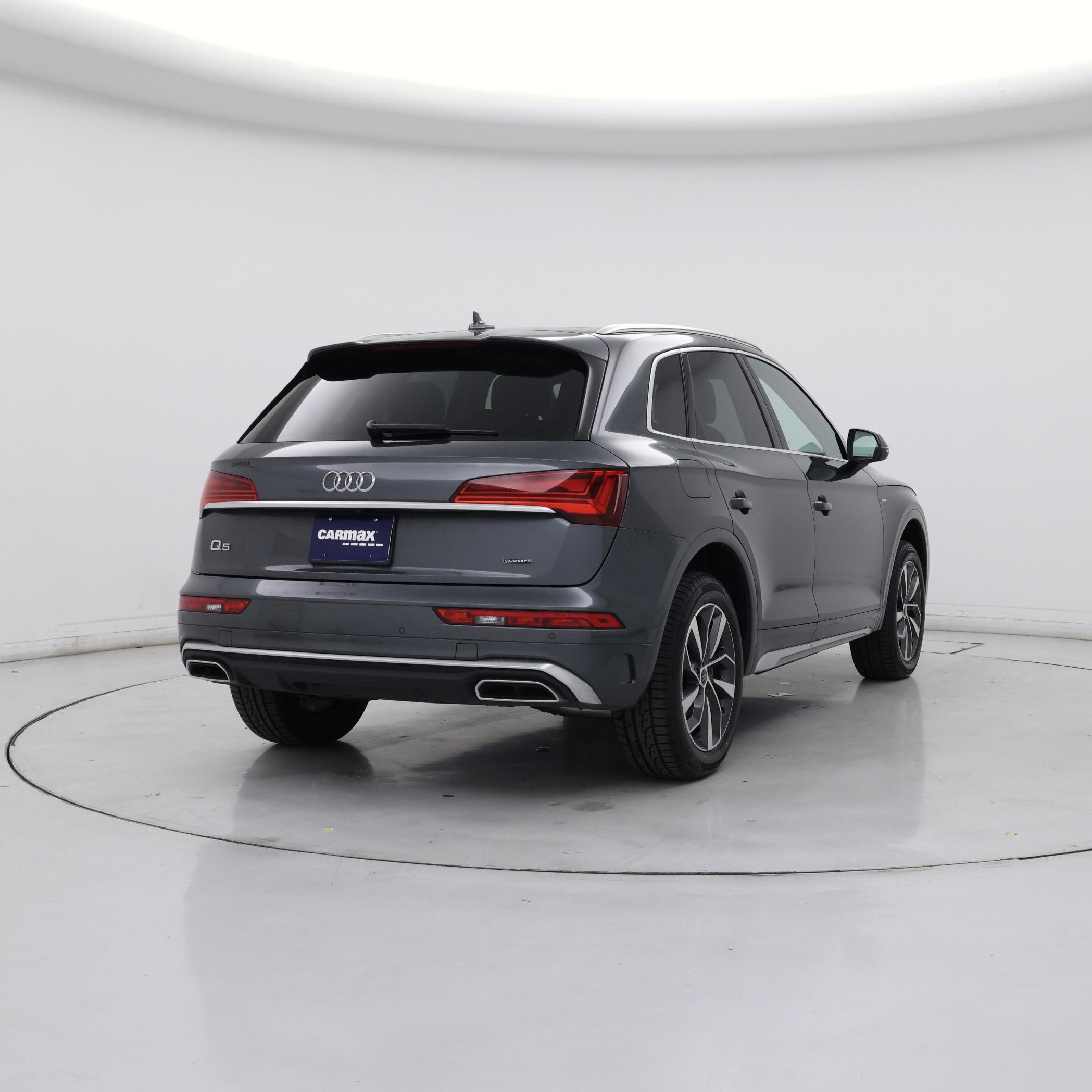 Thumbnail: 2023 Audi Q5 - 8