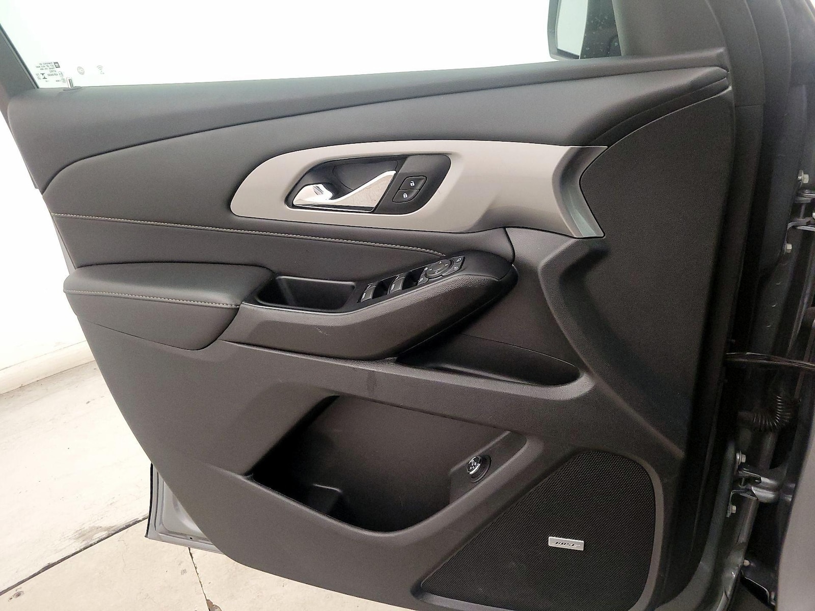 2023 Chevrolet Traverse 3LT - Photo 13