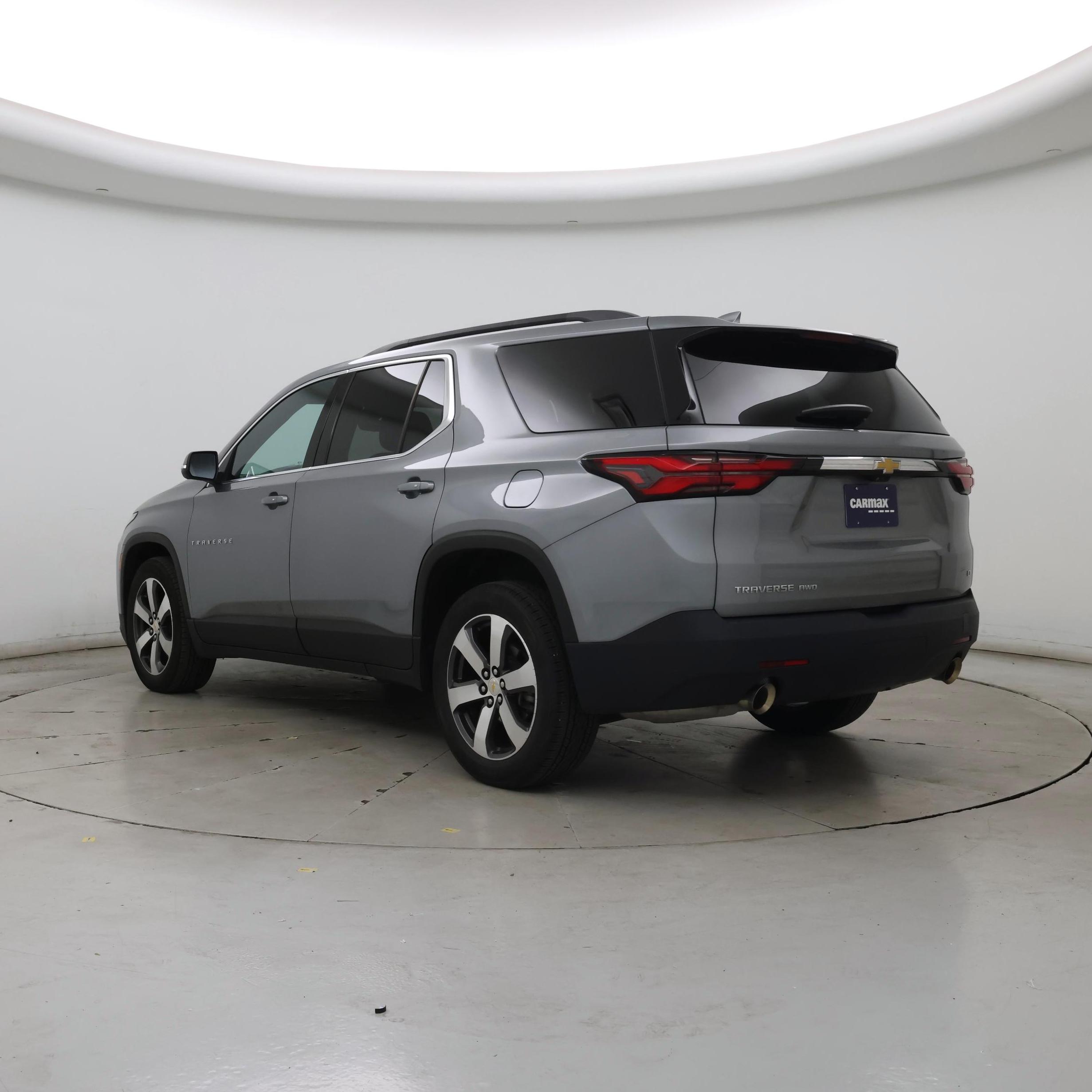 Thumbnail: 2023 Chevrolet Traverse - 2