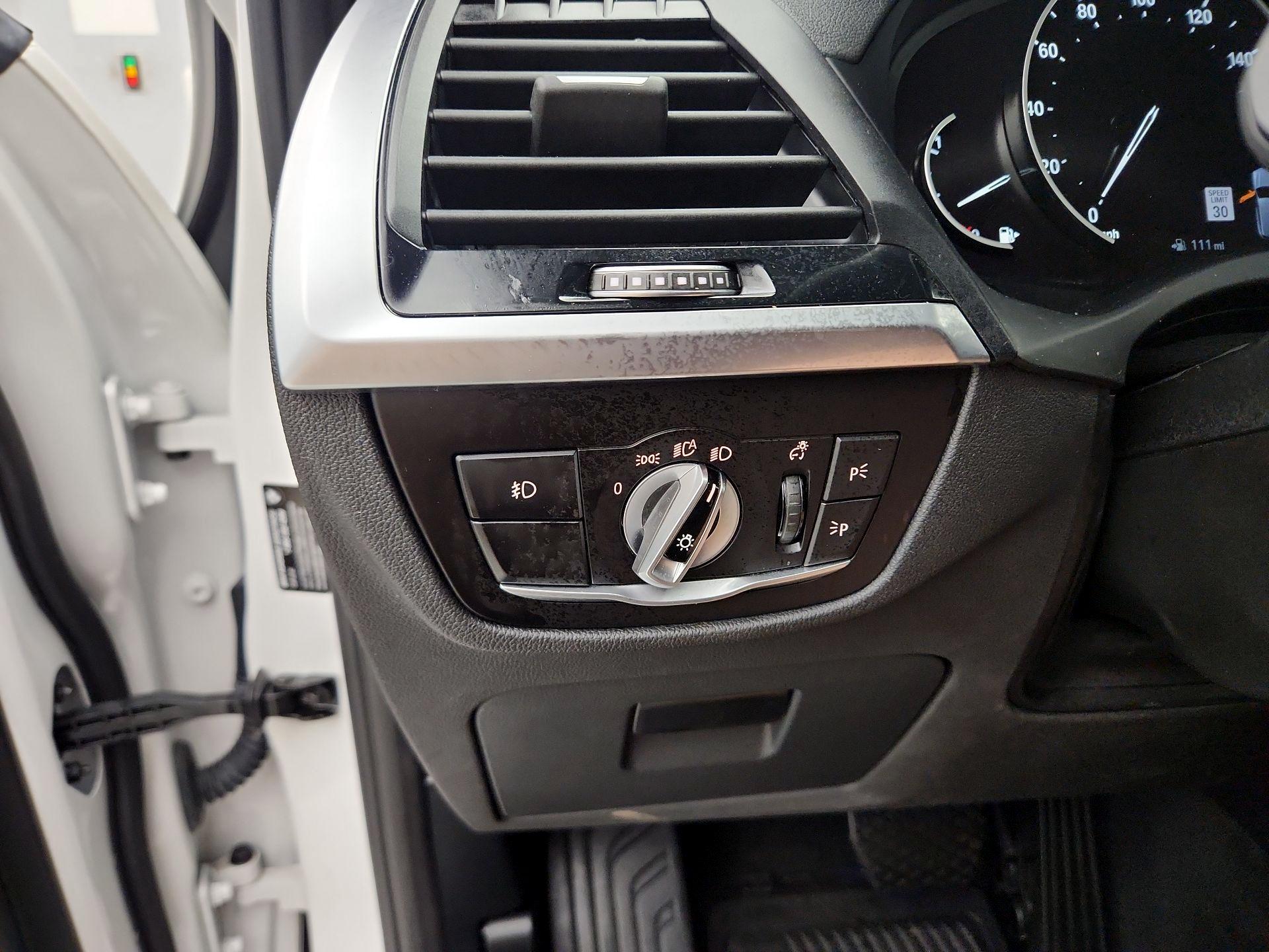 Thumbnail: 2021 BMW X3 - 13