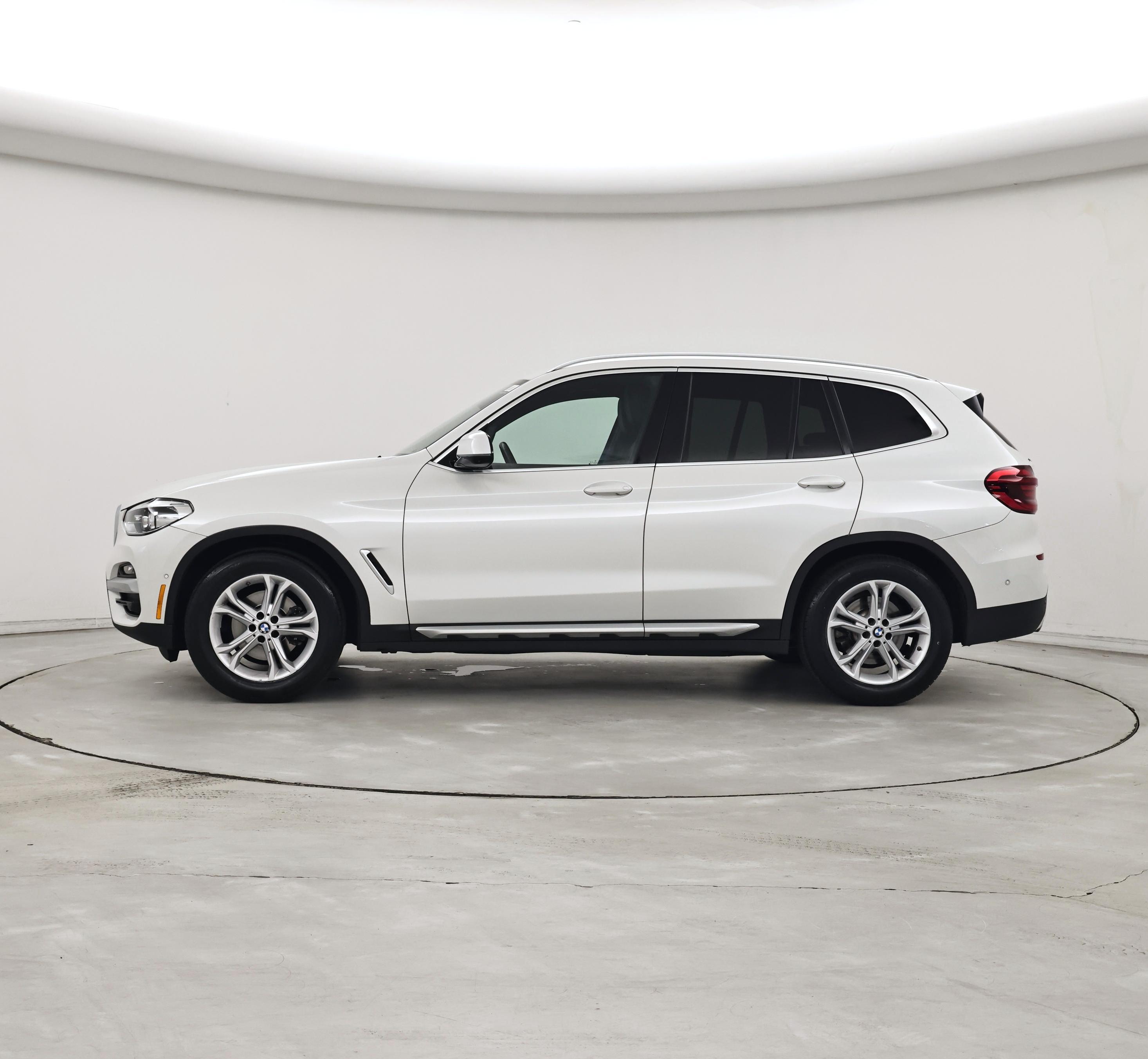 Thumbnail: 2021 BMW X3 - 3