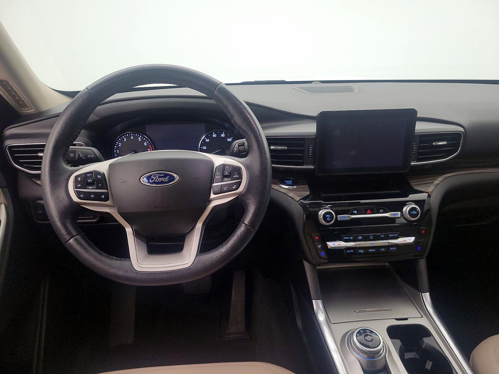 Thumbnail: 2022 Ford Explorer - 10