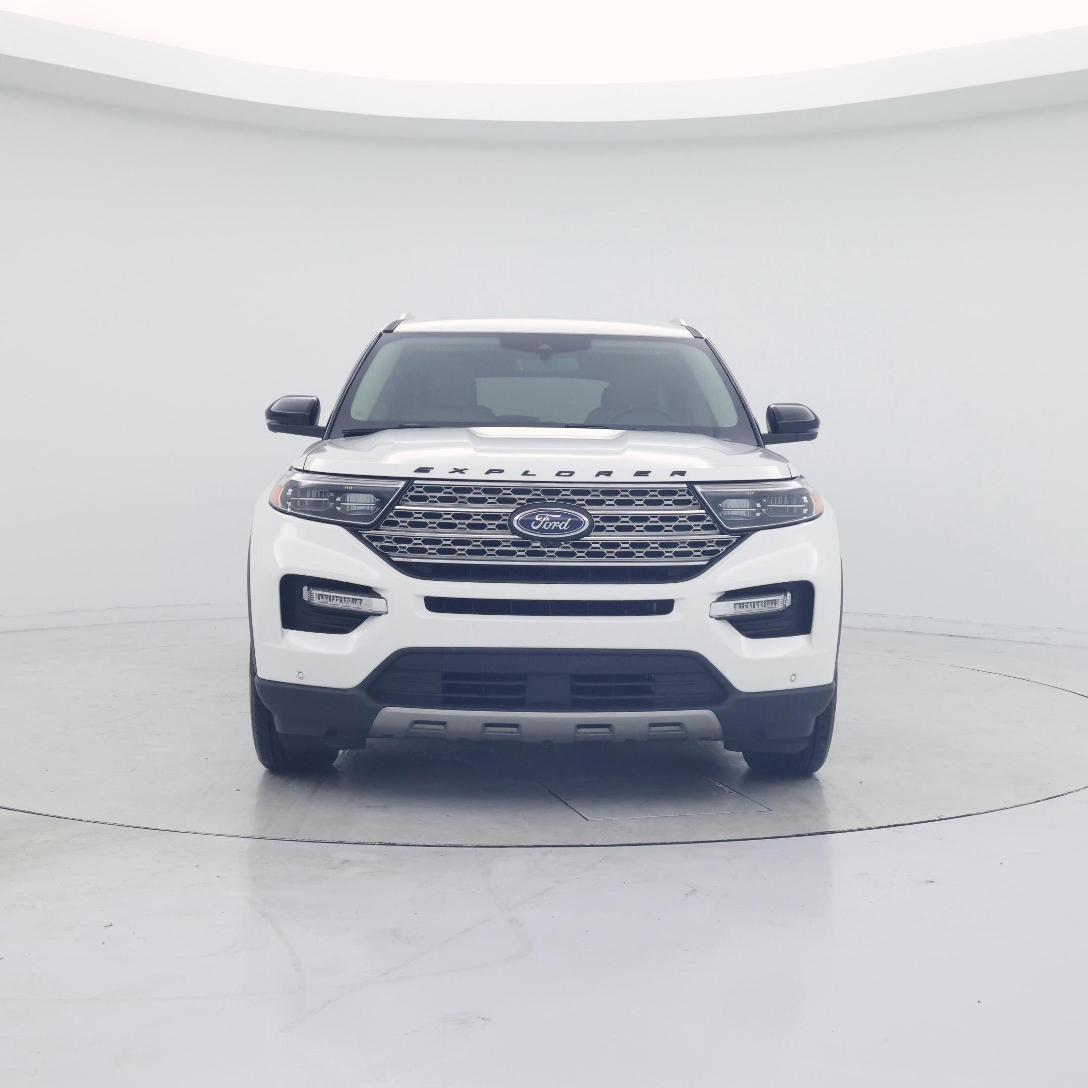 Thumbnail: 2022 Ford Explorer - 5