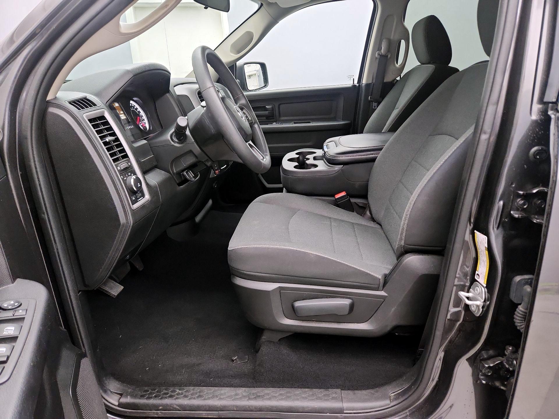 Thumbnail: 2021 RAM 1500 Classic - 11
