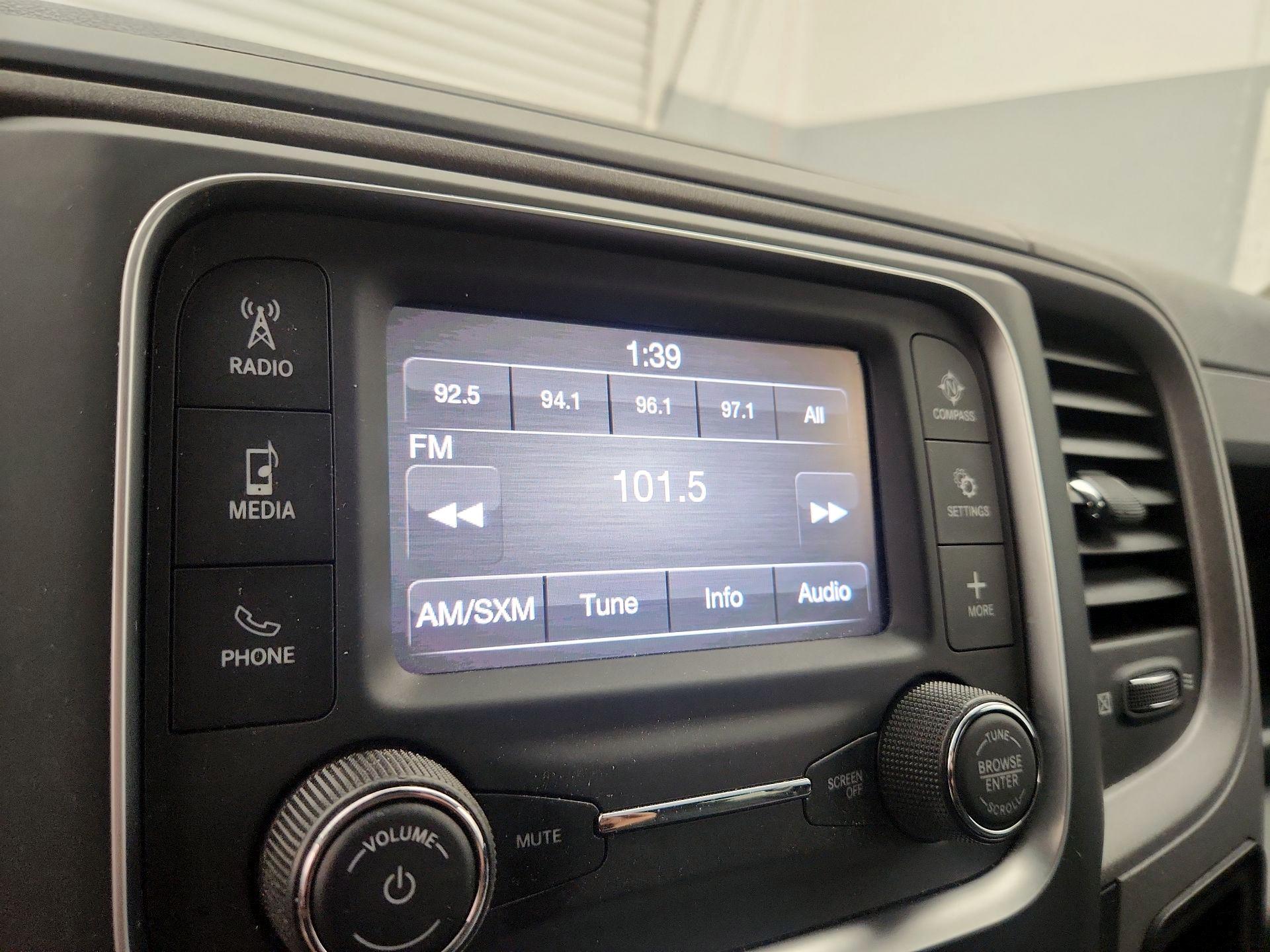 Thumbnail: 2021 RAM 1500 Classic - 15