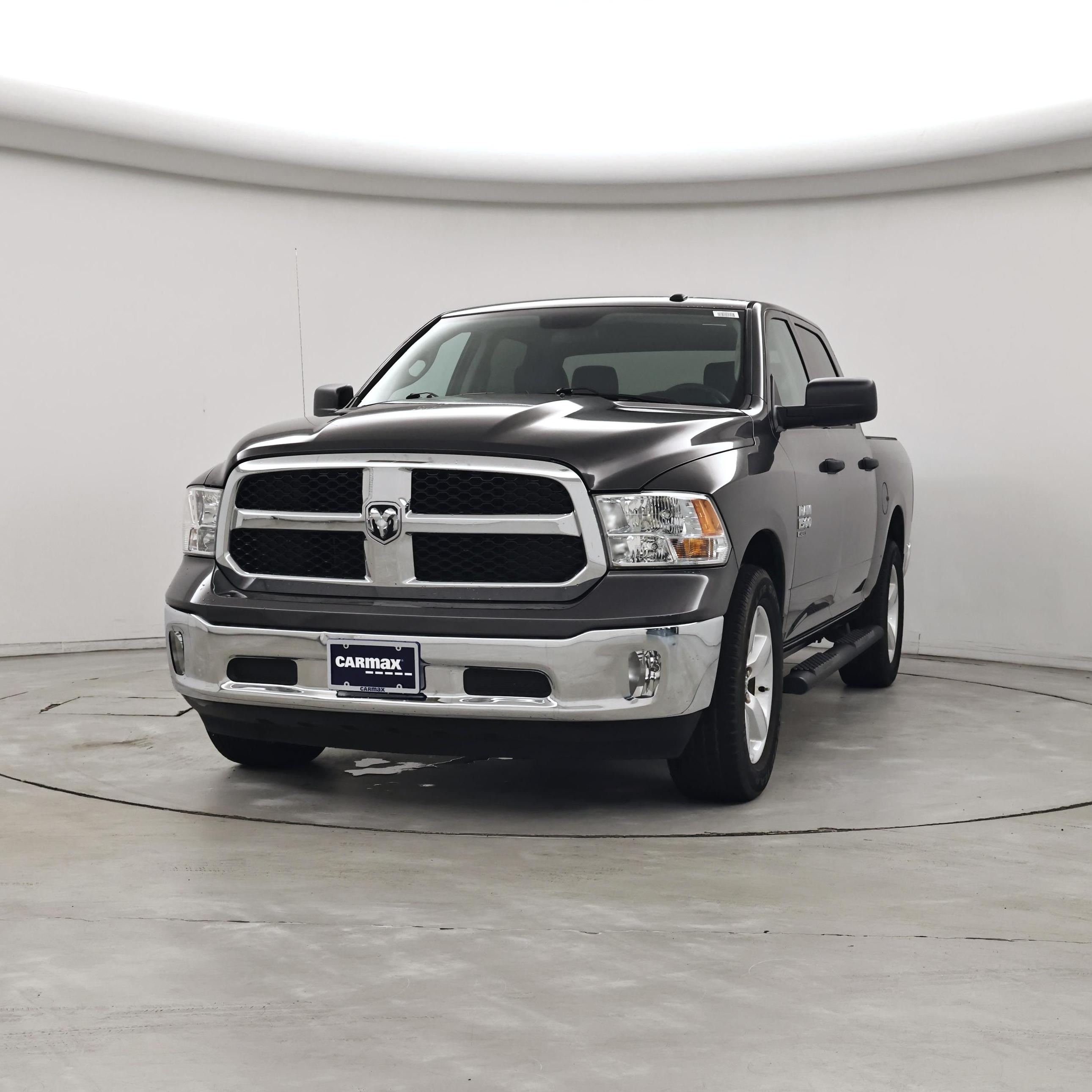 Thumbnail: 2021 RAM 1500 Classic - 4
