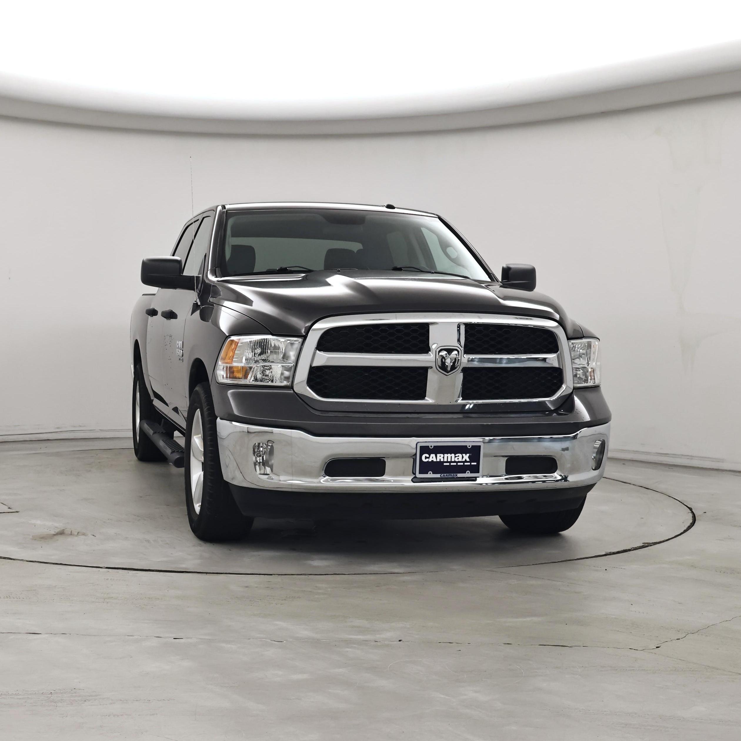 Thumbnail: 2021 RAM 1500 Classic - 5